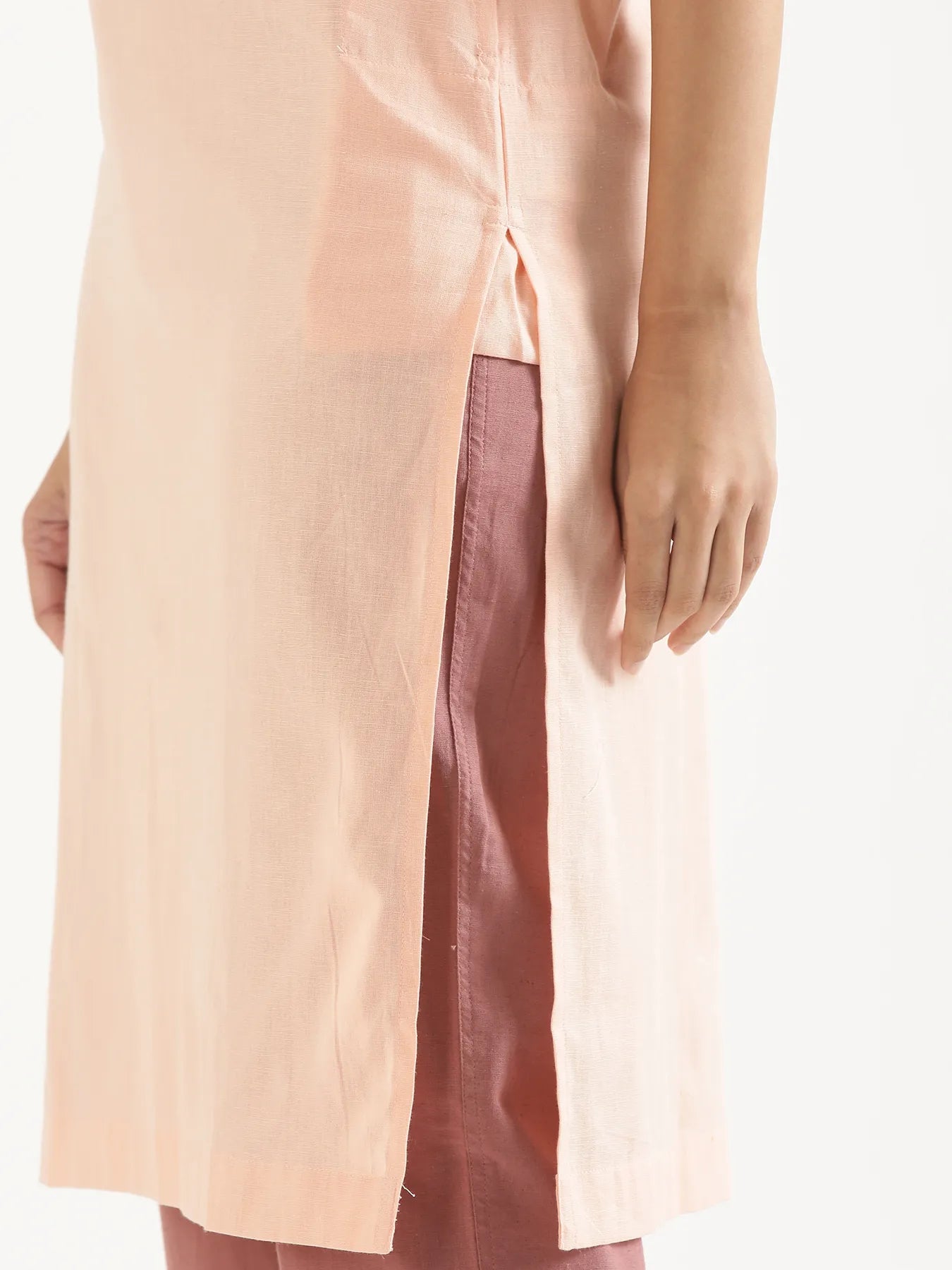 Women Salmon Pink Airy Linen Long Kurta