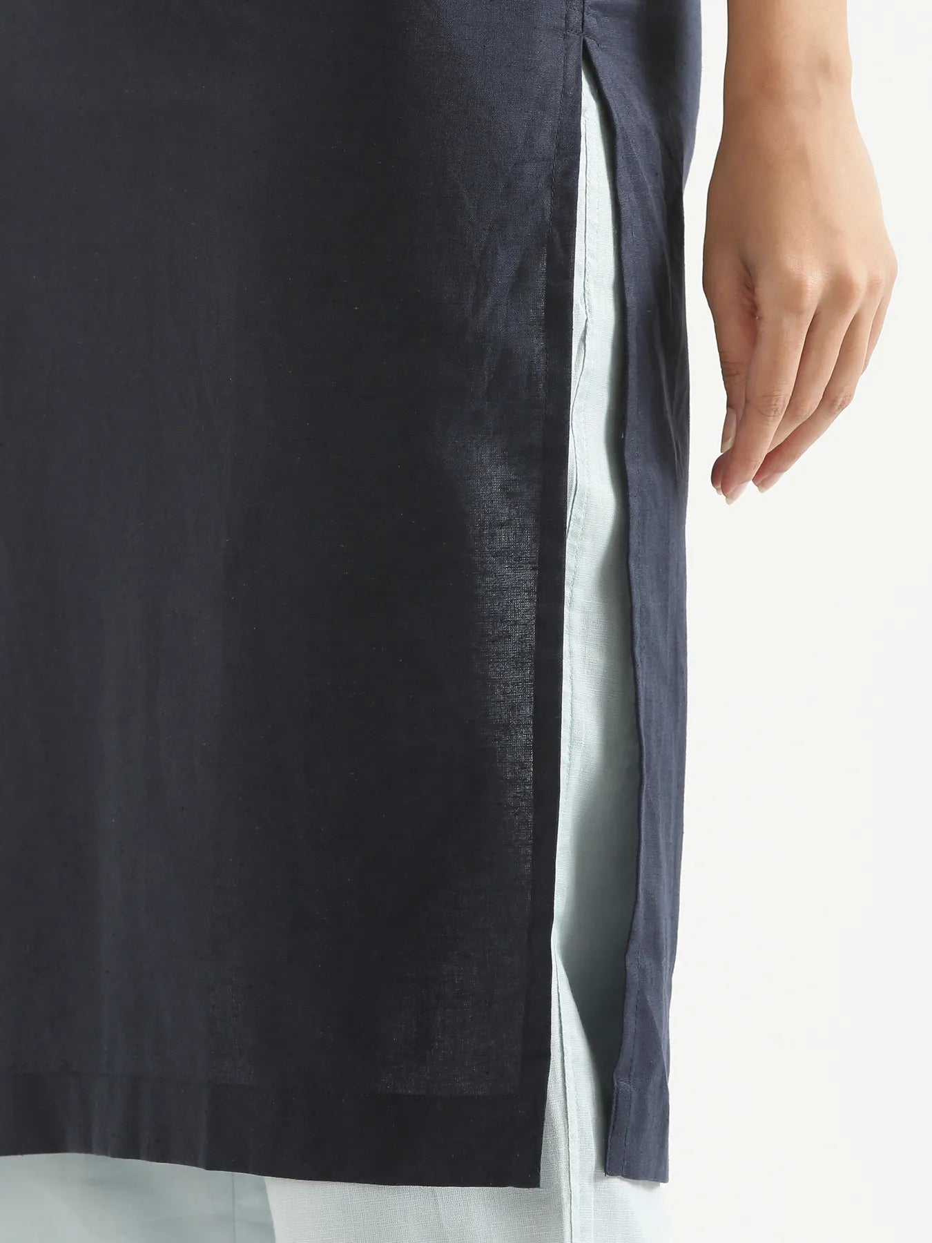 Women Navy Blue Airy Linen Long Kurta