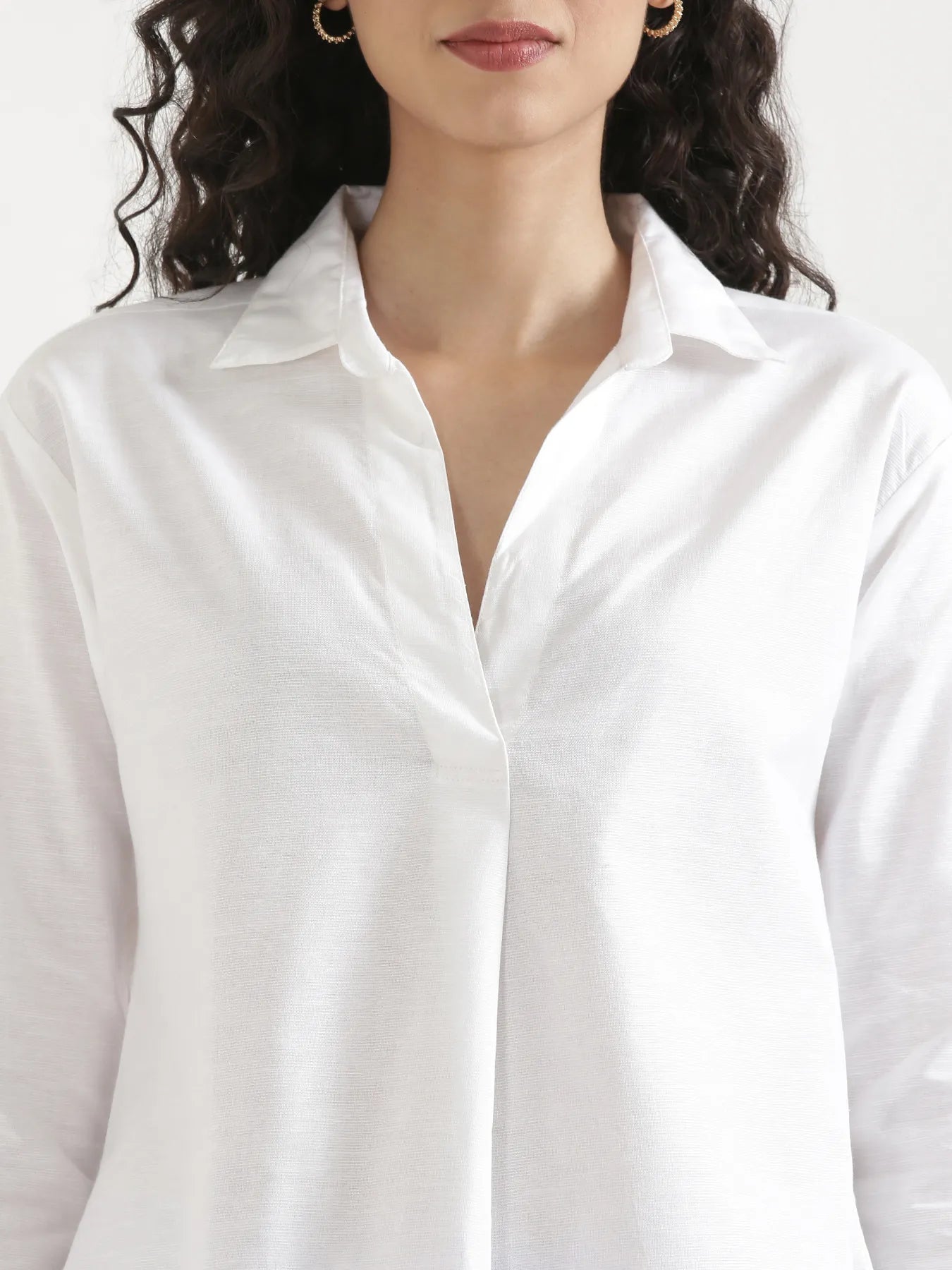 Women White Linen Blend Pleated Top