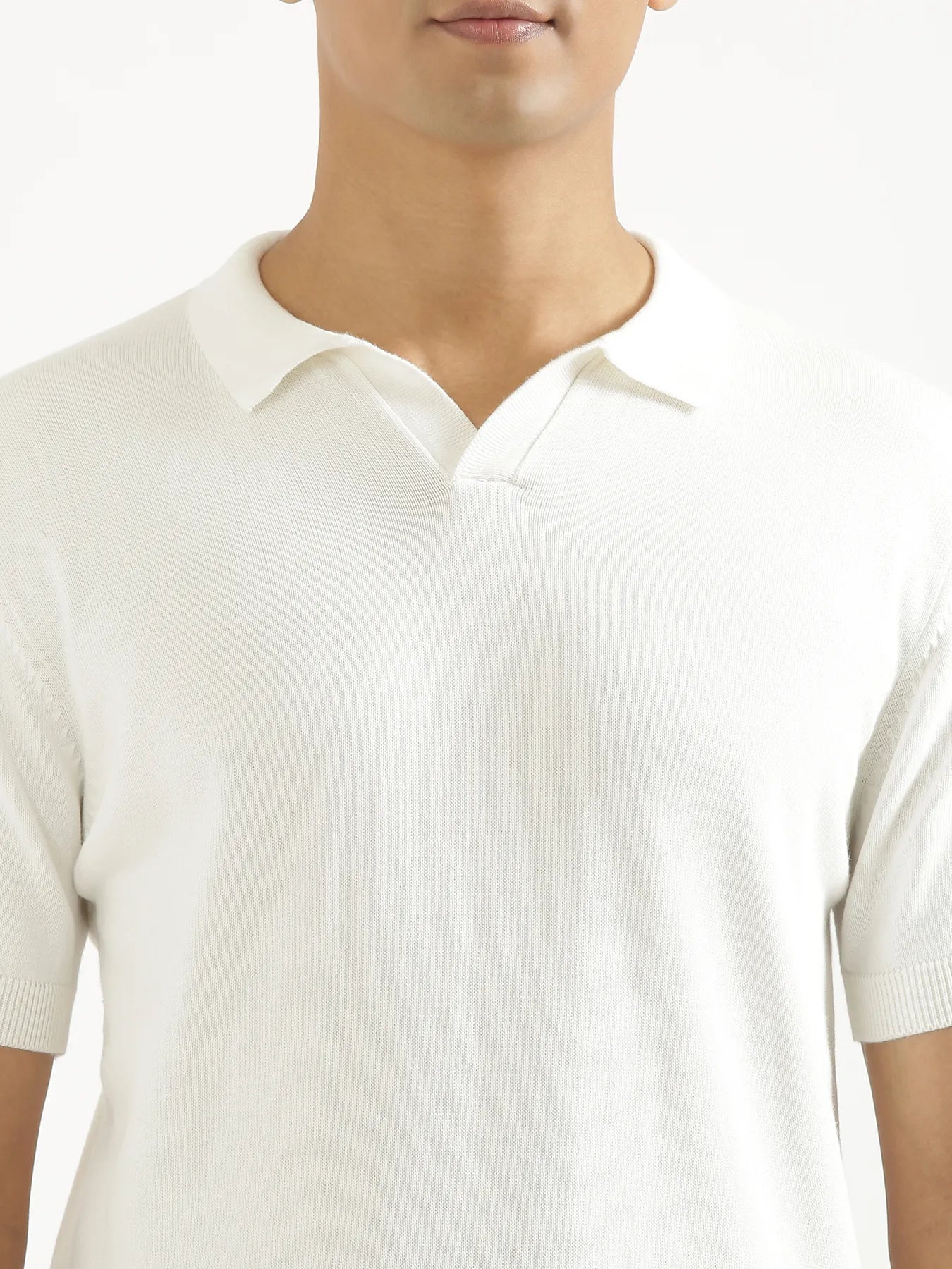 Men Off White Flat Knit Collared T-shirt