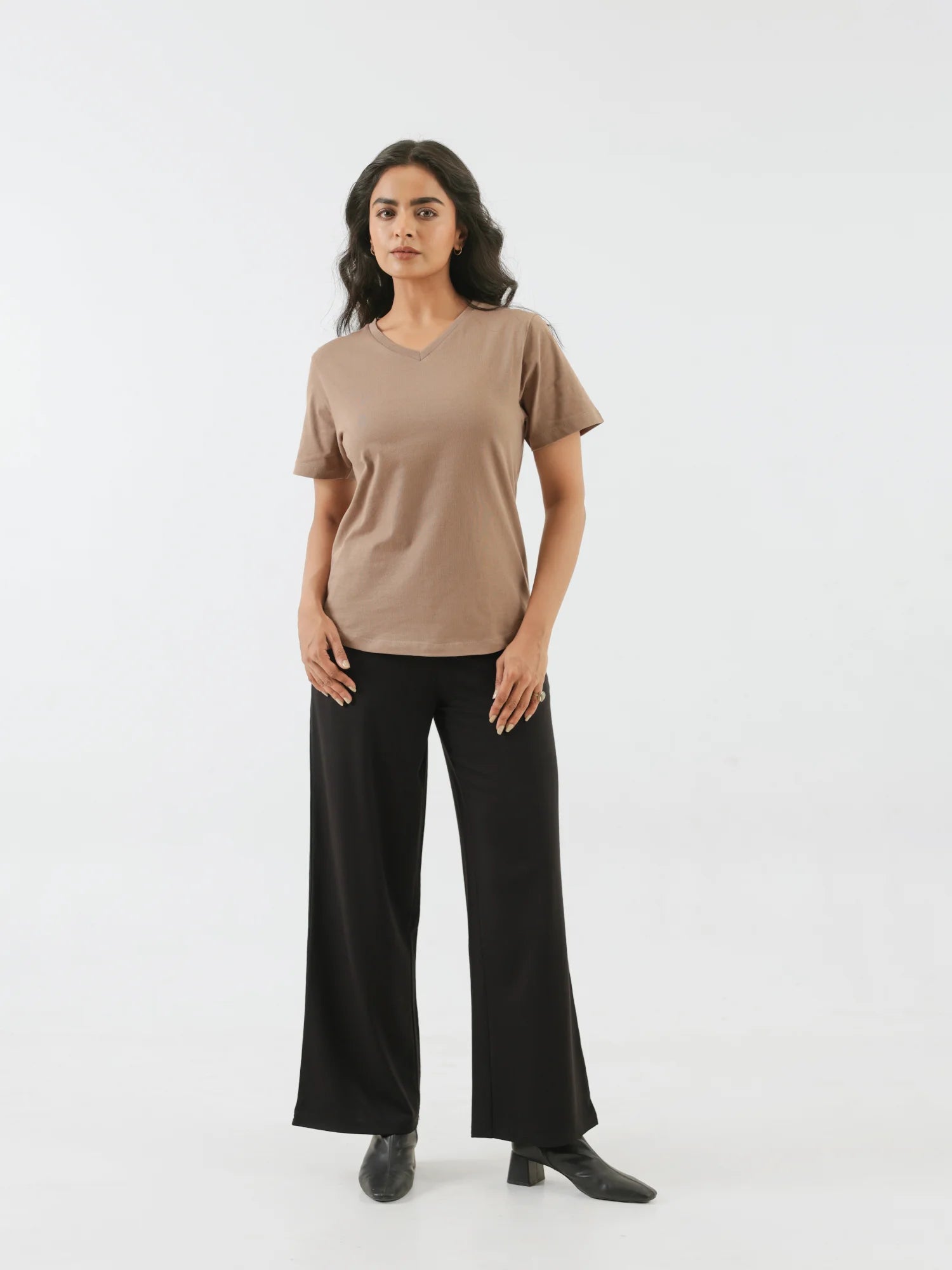 Women Mesa Taupe V-neck T-shirt