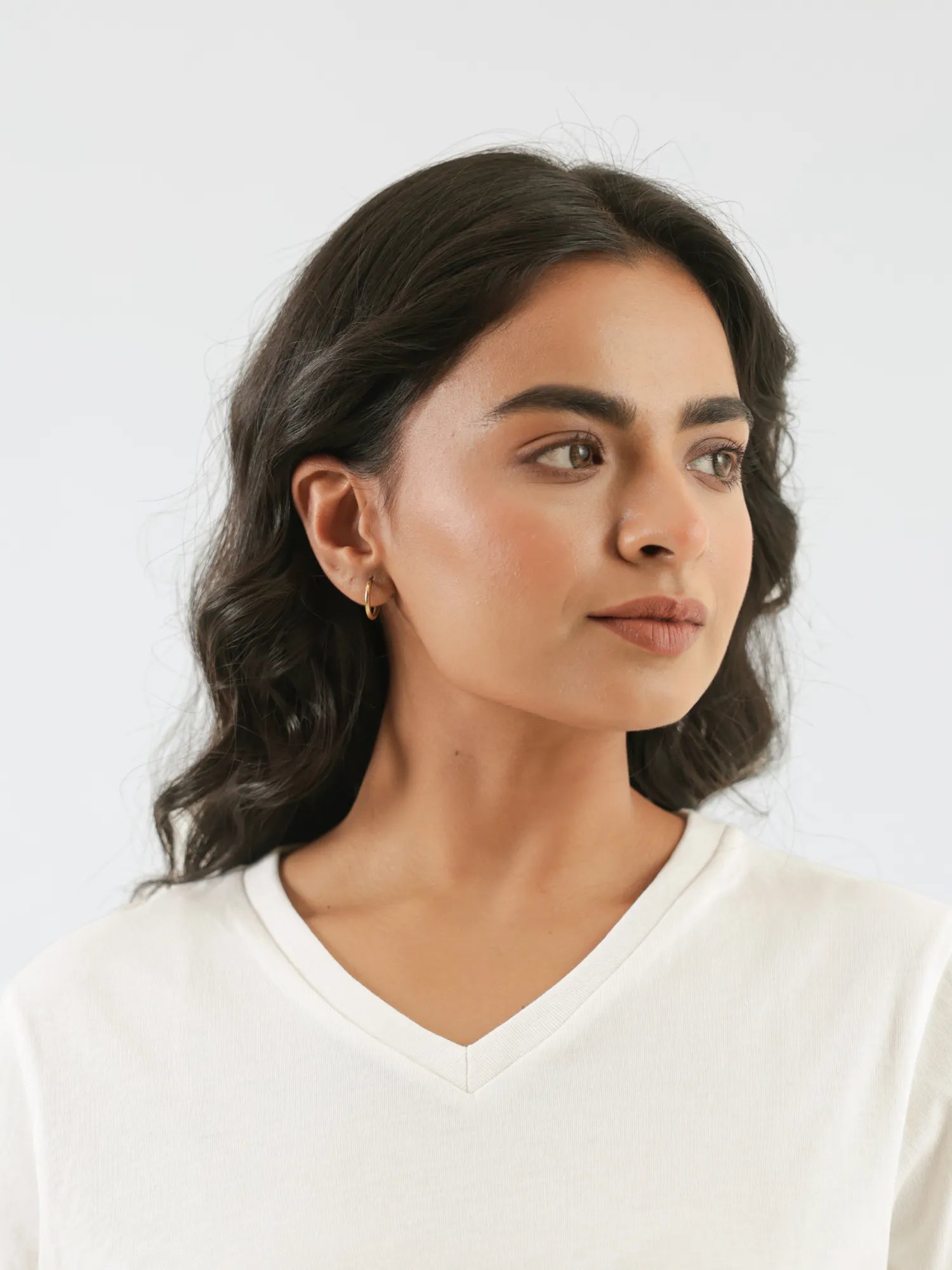 Women Off White V-neck T-shirt