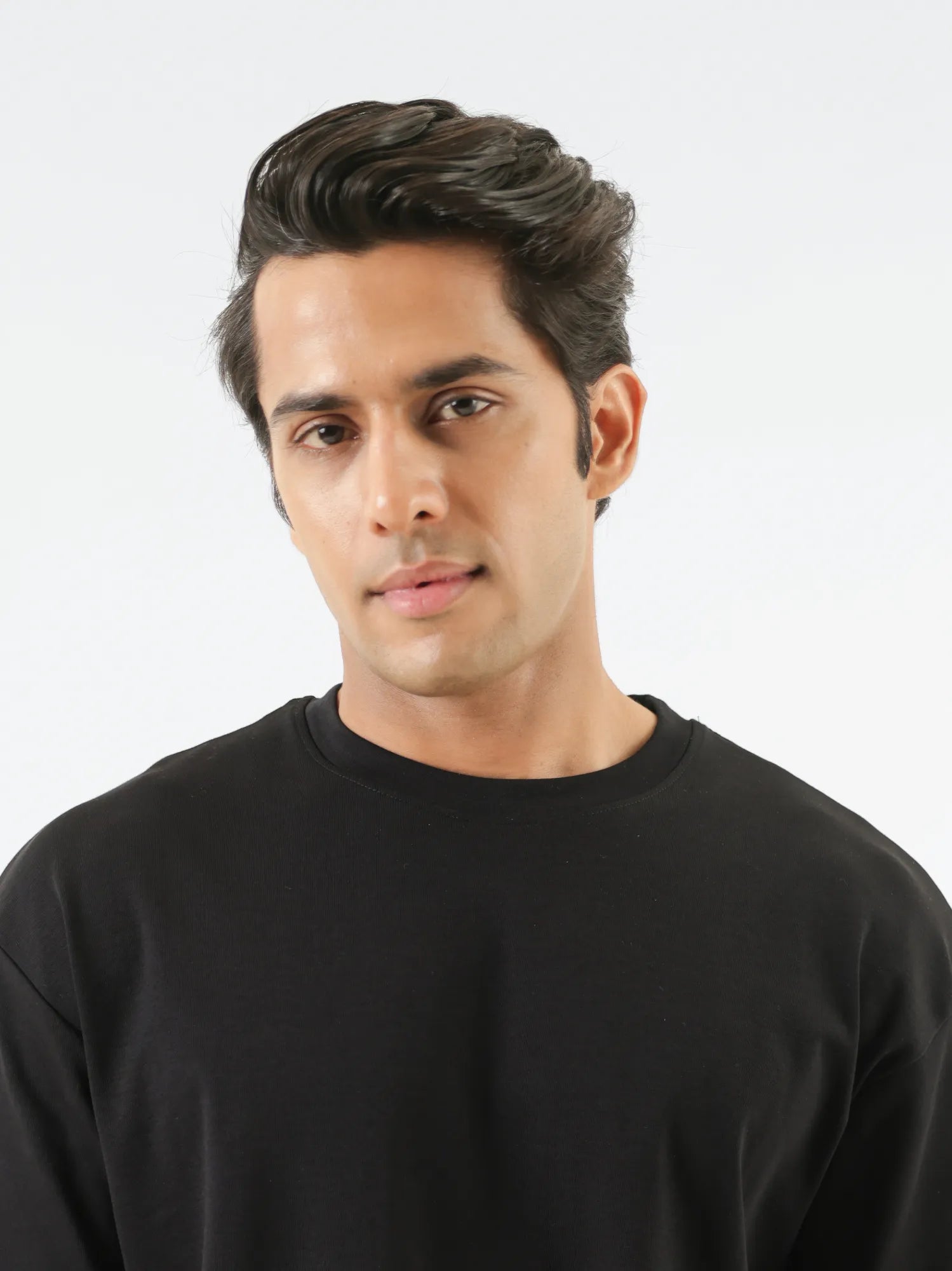 Men Black Round Neck T-shirt