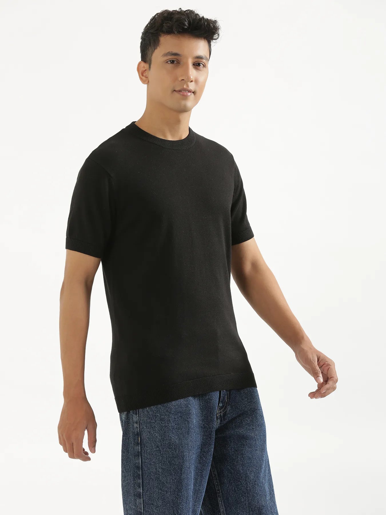 Men Black Flat Knit Round Neck T-shirt