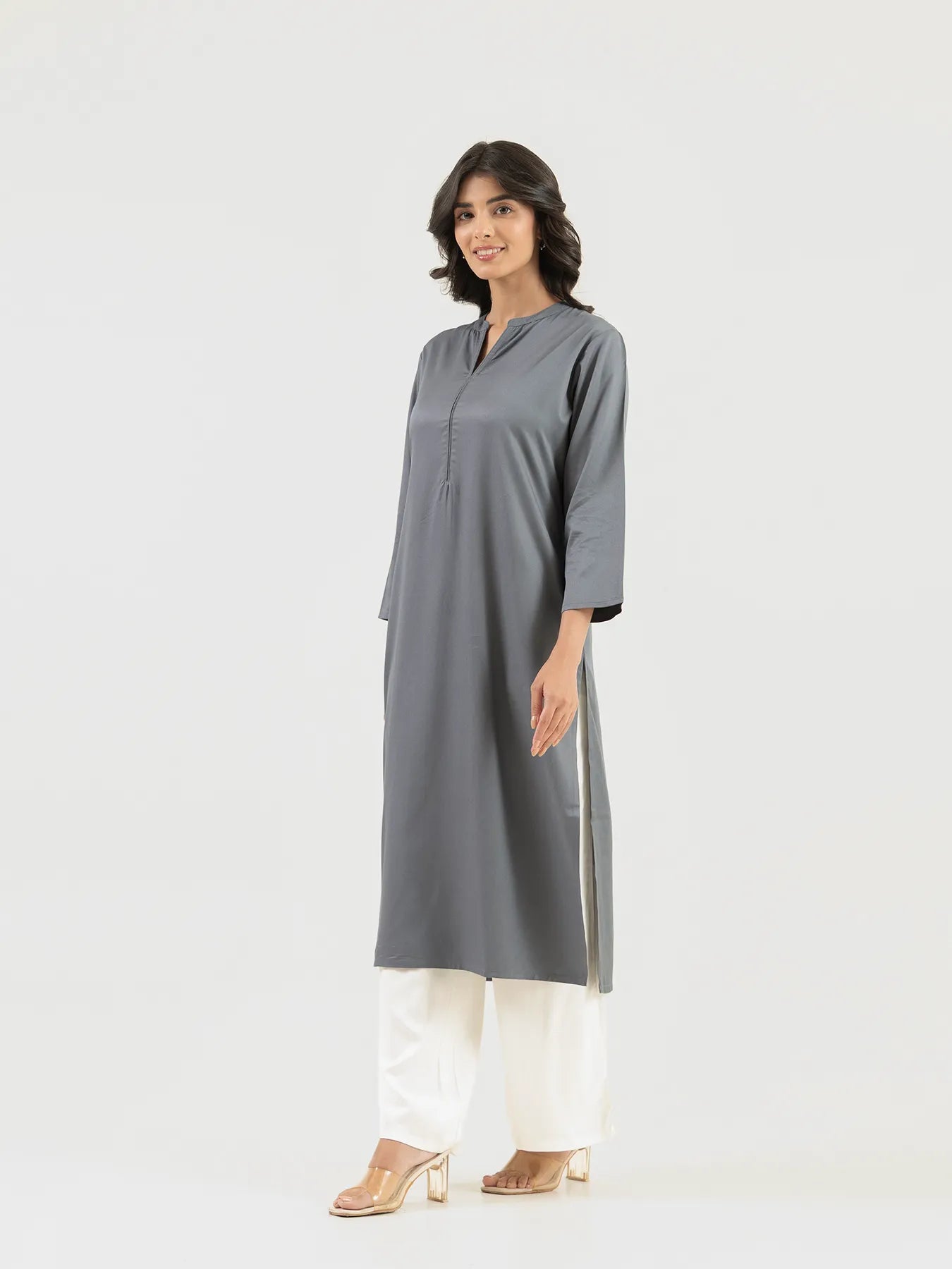 Women Grey Flowy Straight Long Kurta