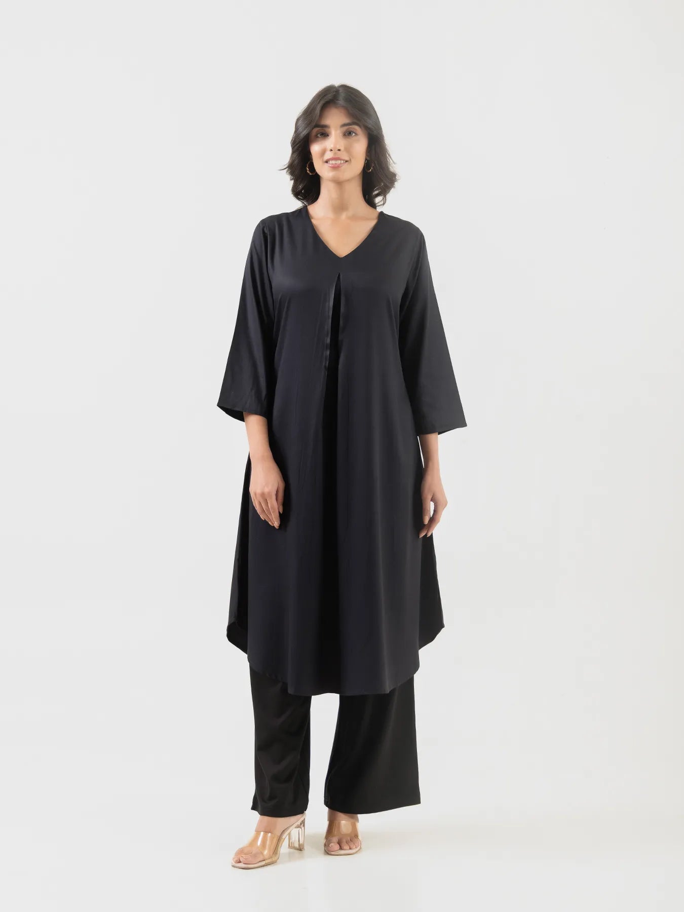 Women Black Flowy Pleated Kurta