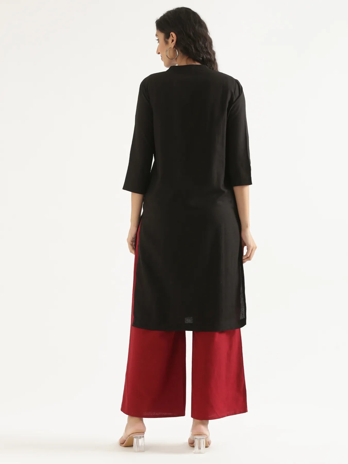Women Black Airy Linen Long Kurta