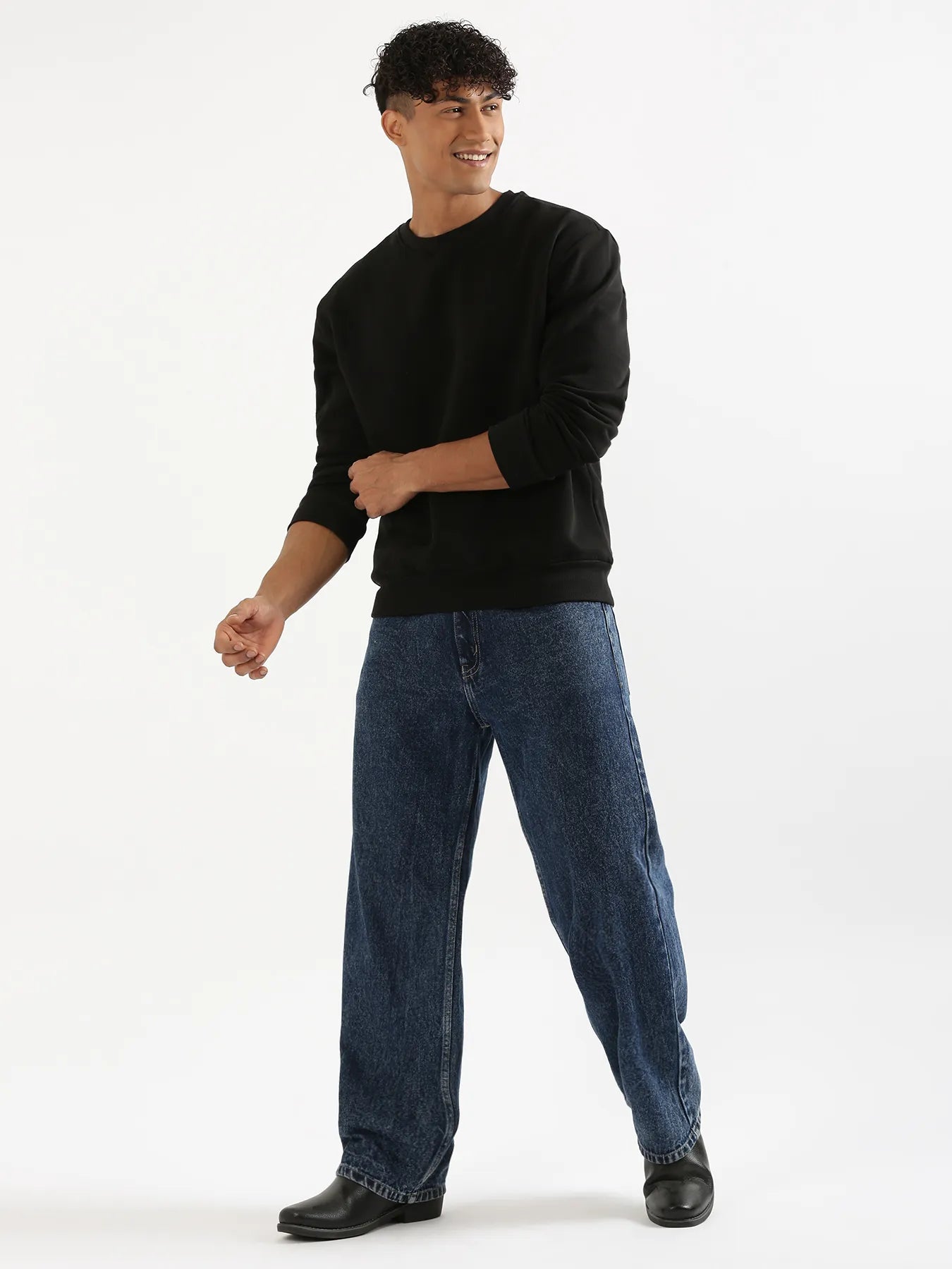 Unisex Black Round Neck Sweatshirt