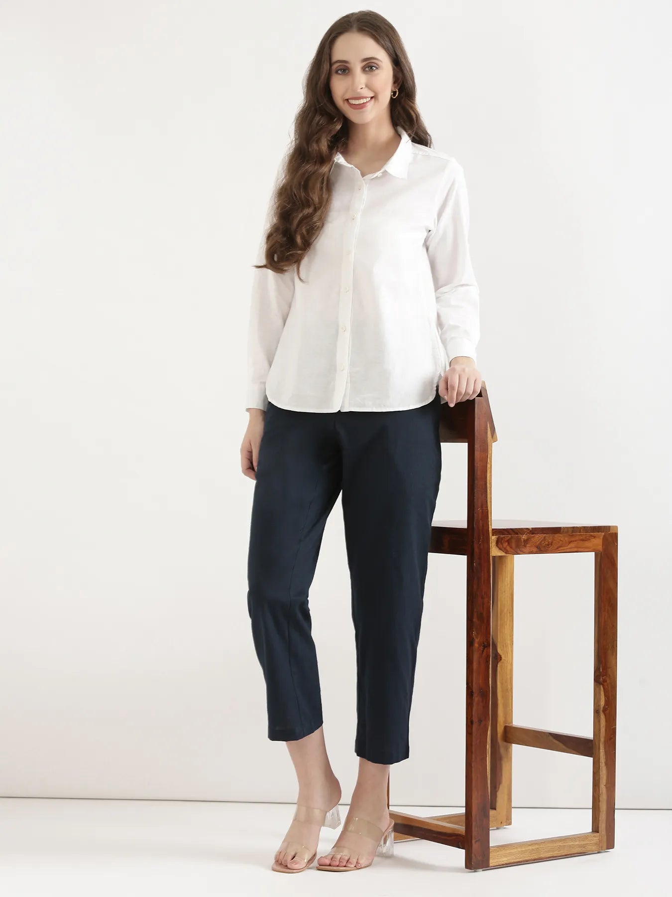 Women Navy Blue Airy Linen Straight Pant