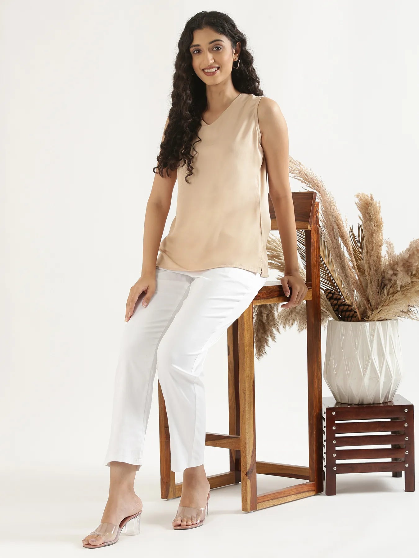 Women White Straight Fit Formal Pants