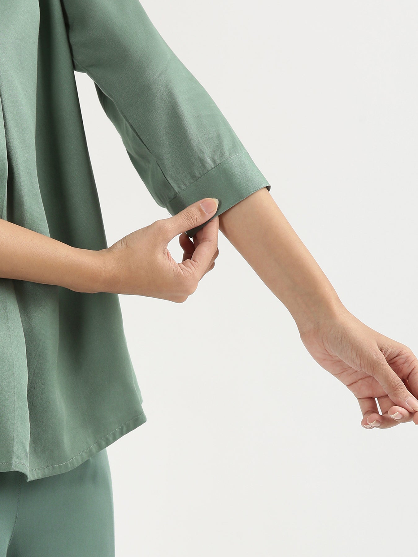 Women Jade Viscose Pleated Top