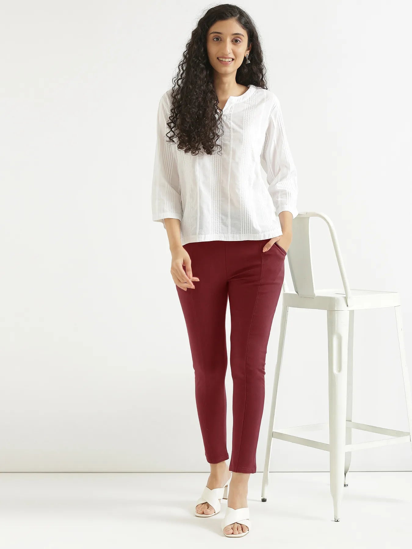 Women Maroon 4-Way Stretchable Pants
