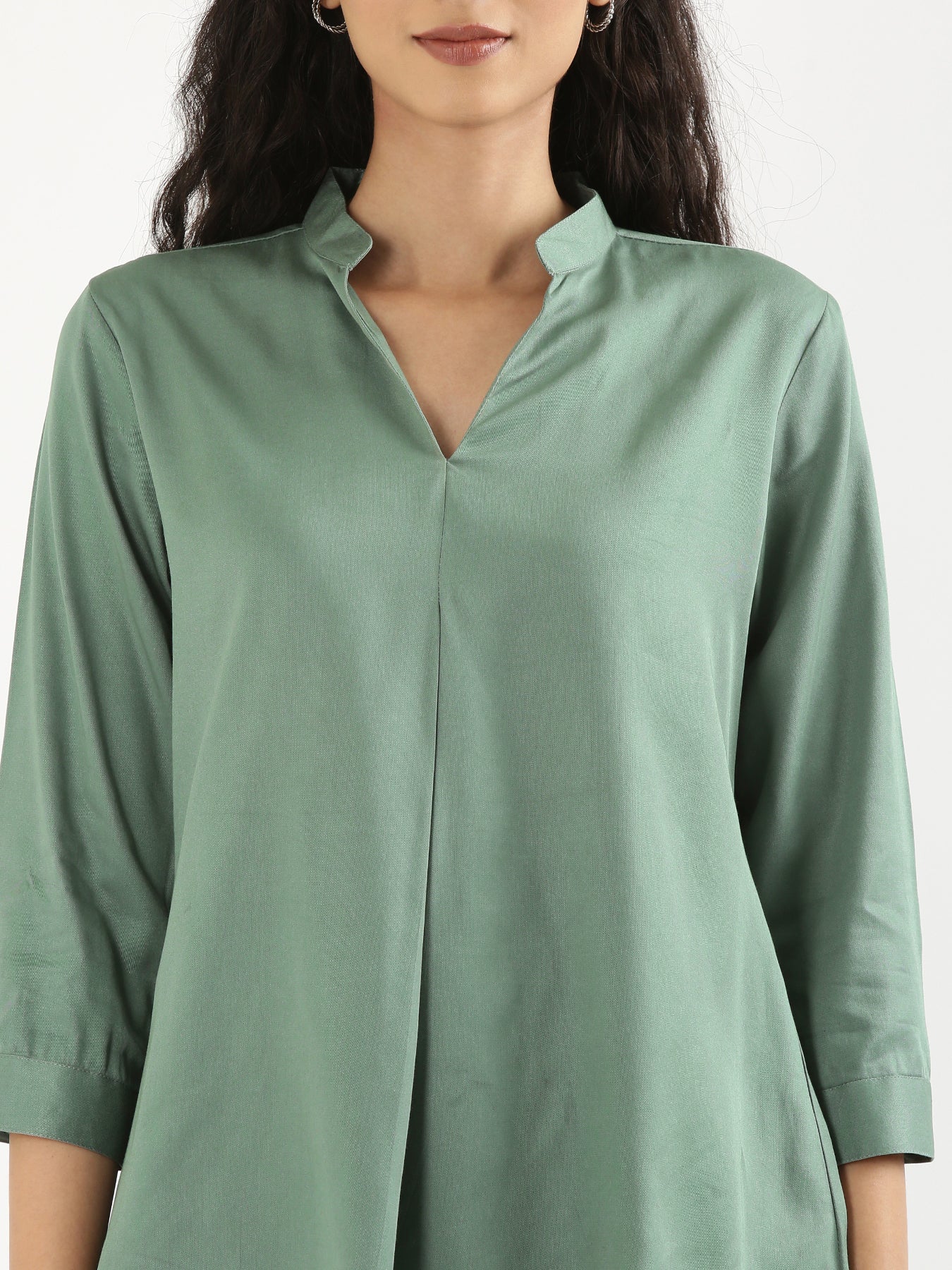 Women Jade Viscose Pleated Top
