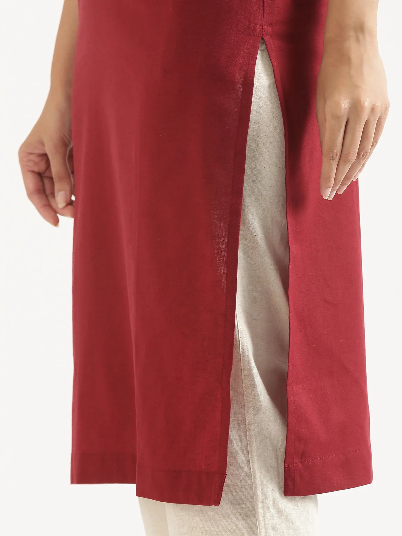 Women Maroon Airy Linen Long Kurta