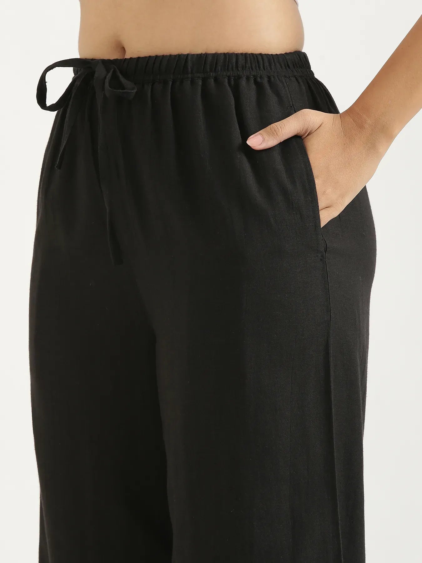 Women Black Flowy Linen Pant Set