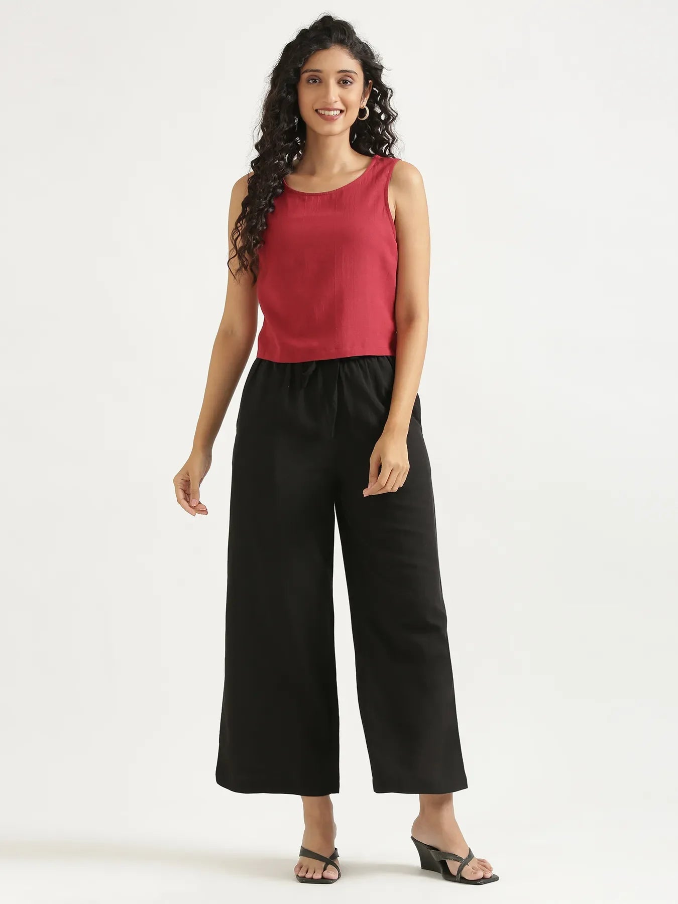 Women Maroon Flowy Linen Crop Top