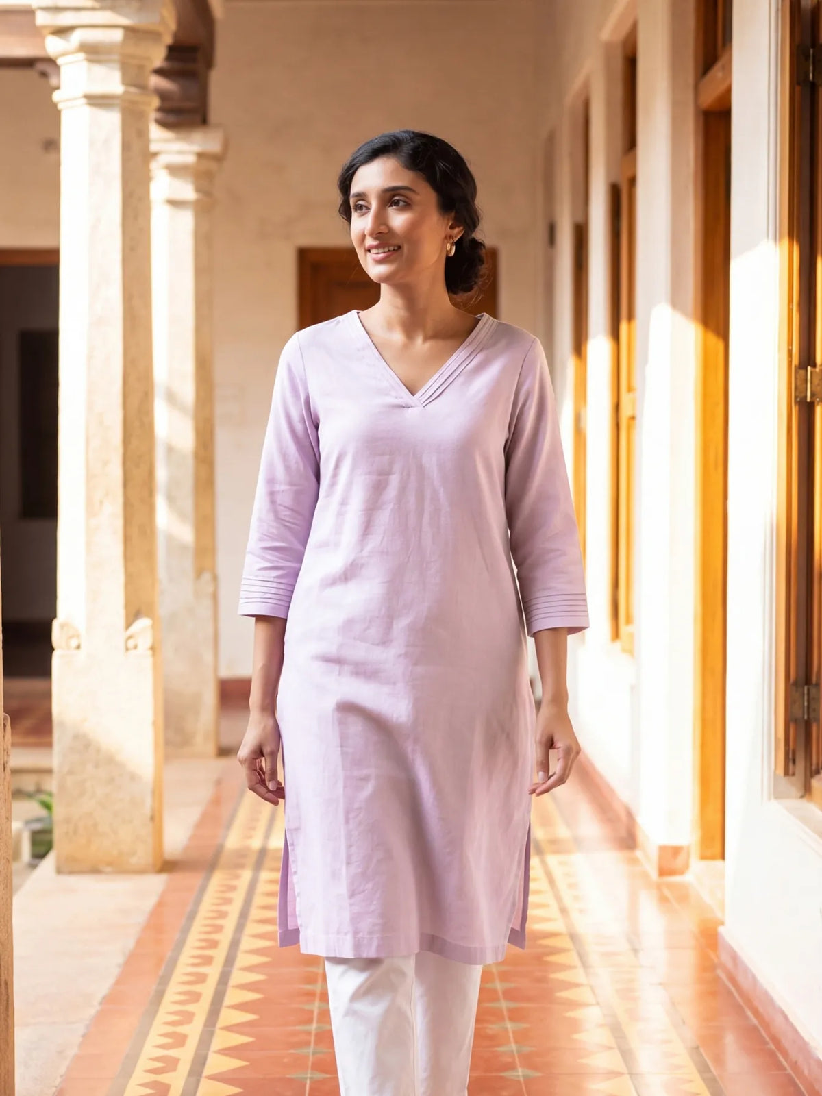 Women Lilac Airy Linen V-Neck Long Kurta