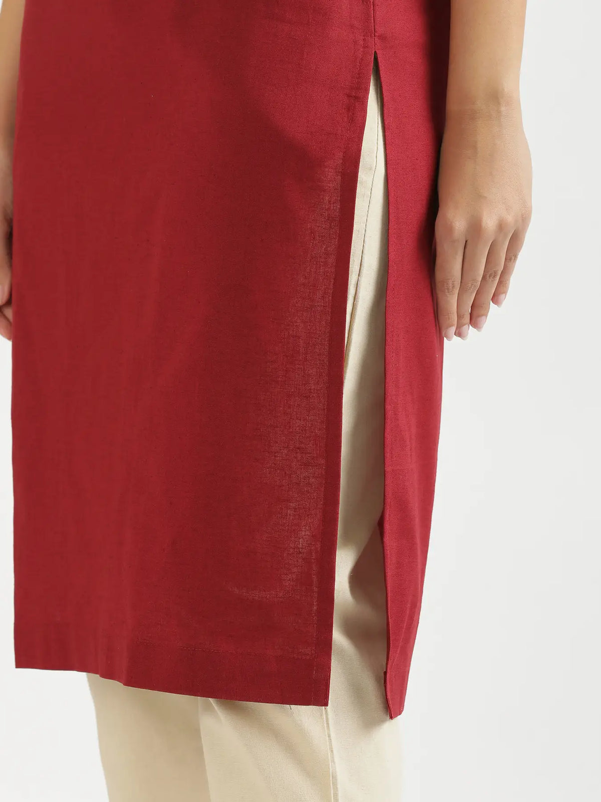 Women Maroon Airy Linen V-Neck Long Kurta