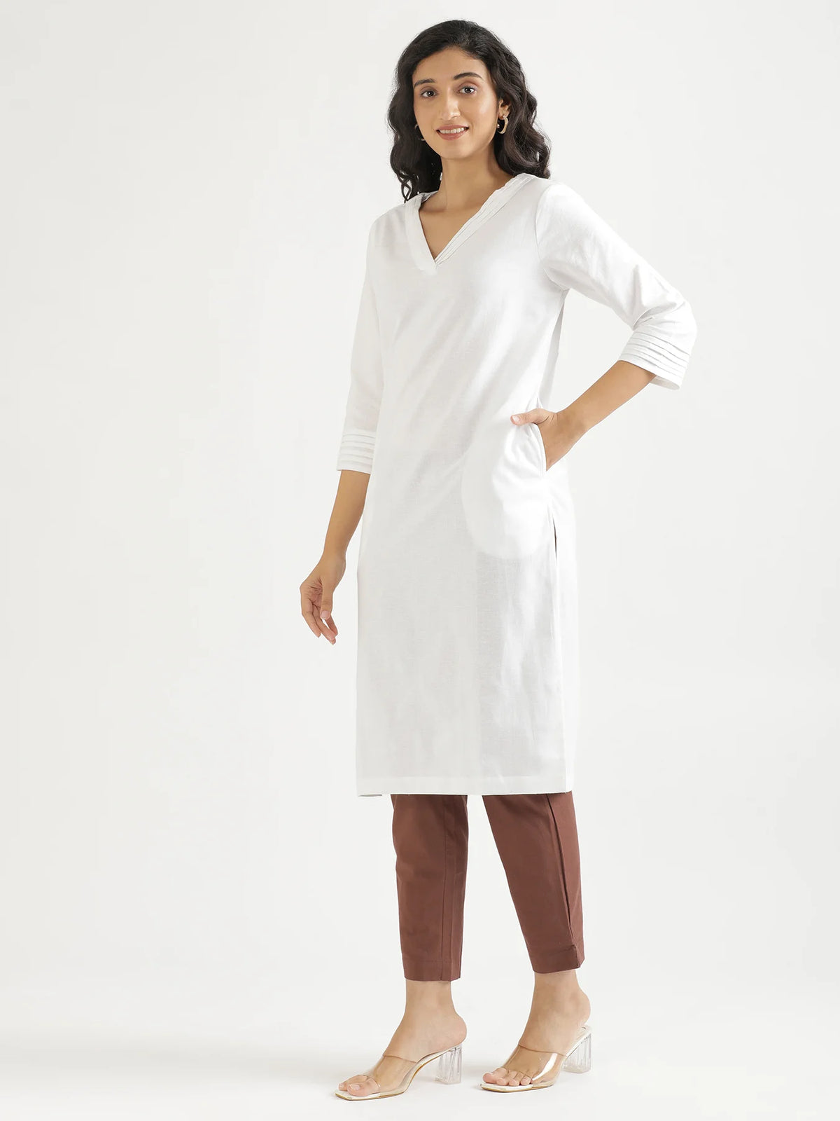 Women White Airy Linen V-Neck Long Kurta