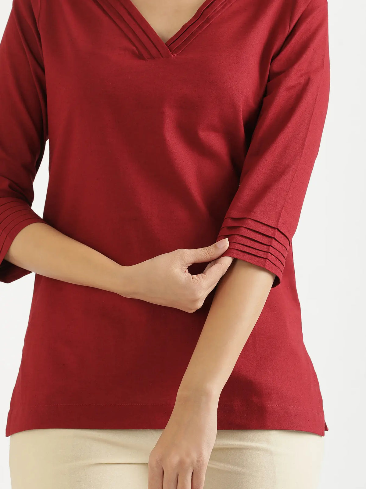 Women Maroon Airy Linen V-Neck Short Kurta