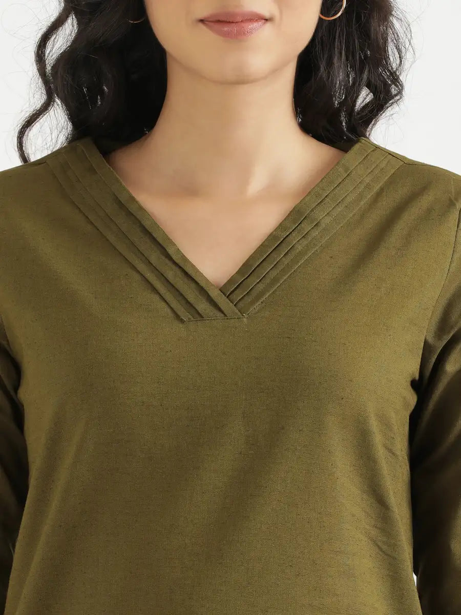 Women Olive Green Airy Linen V-Neck Short Kurta