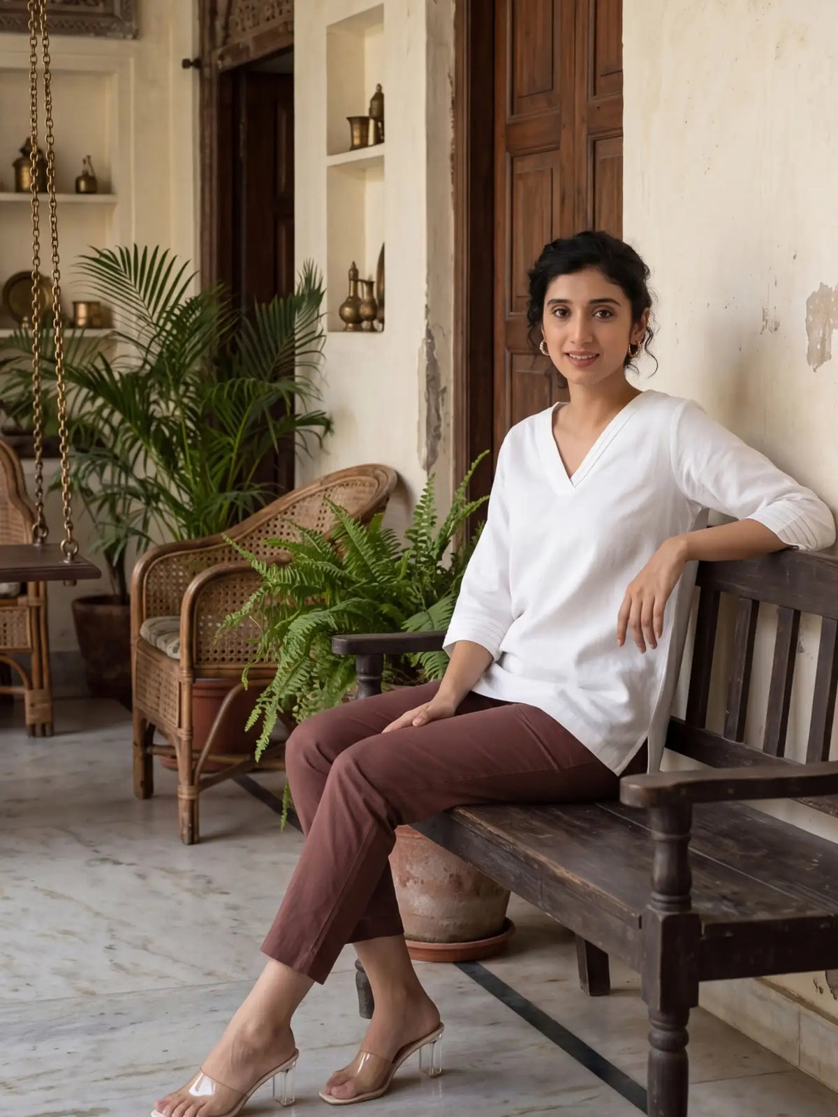 Women White Airy Linen V-Neck Short Kurta