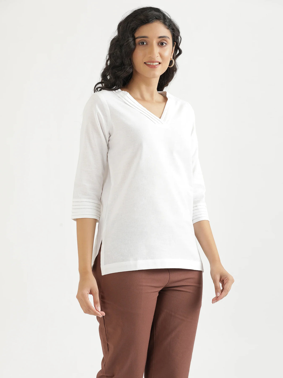 Women White Airy Linen V-Neck Short Kurta