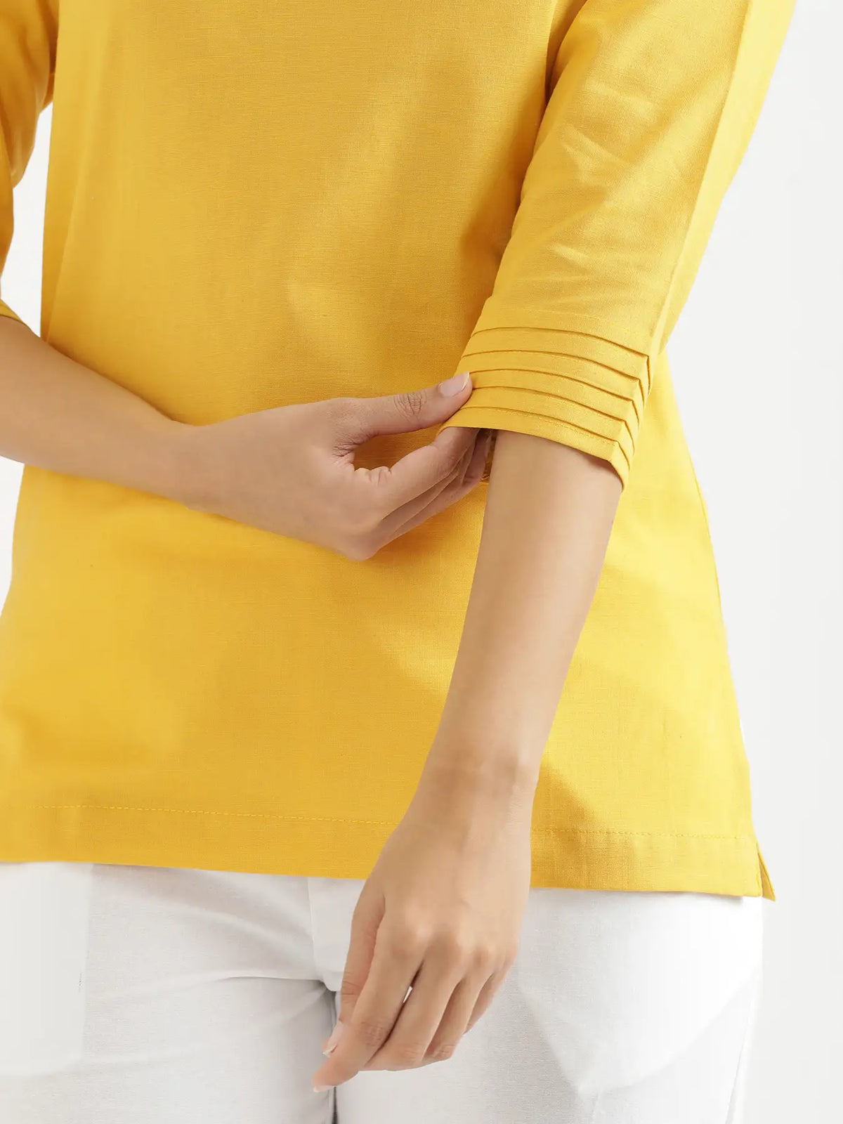 Women Yellow Airy Linen V-Neck Short Kurta