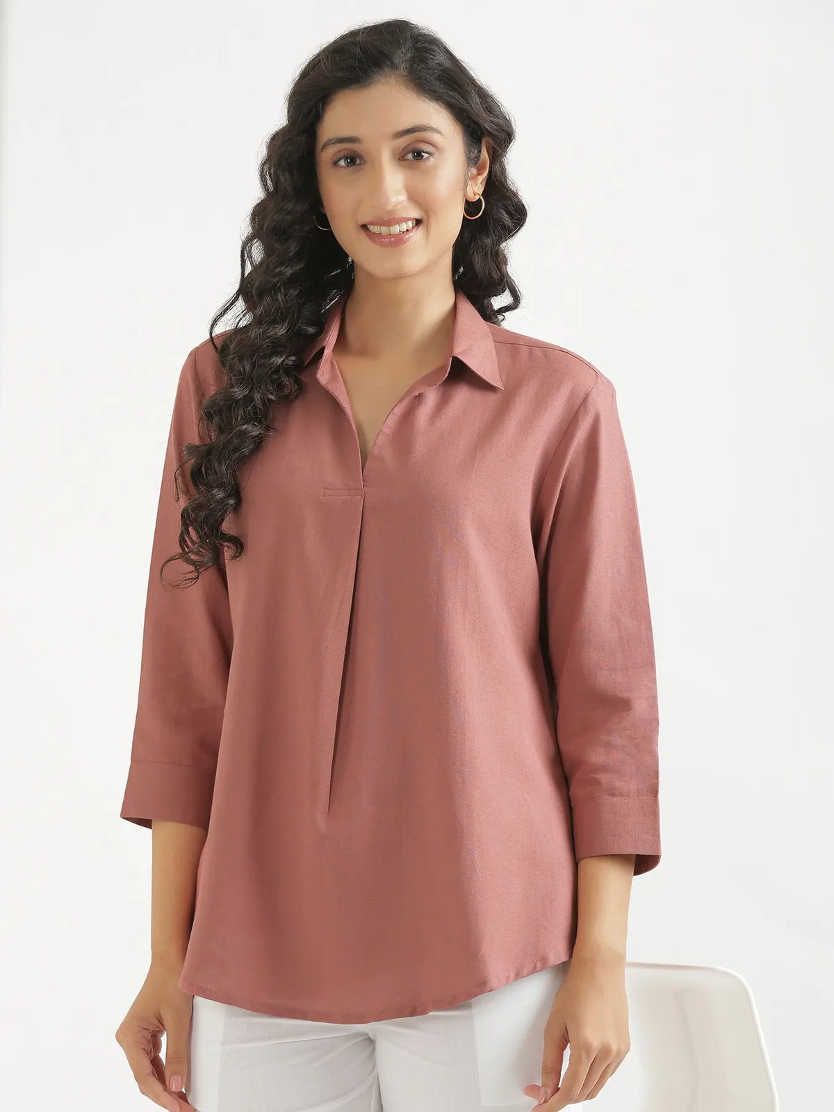 Women Rose Taupe Flowy Linen Pleated Kurta