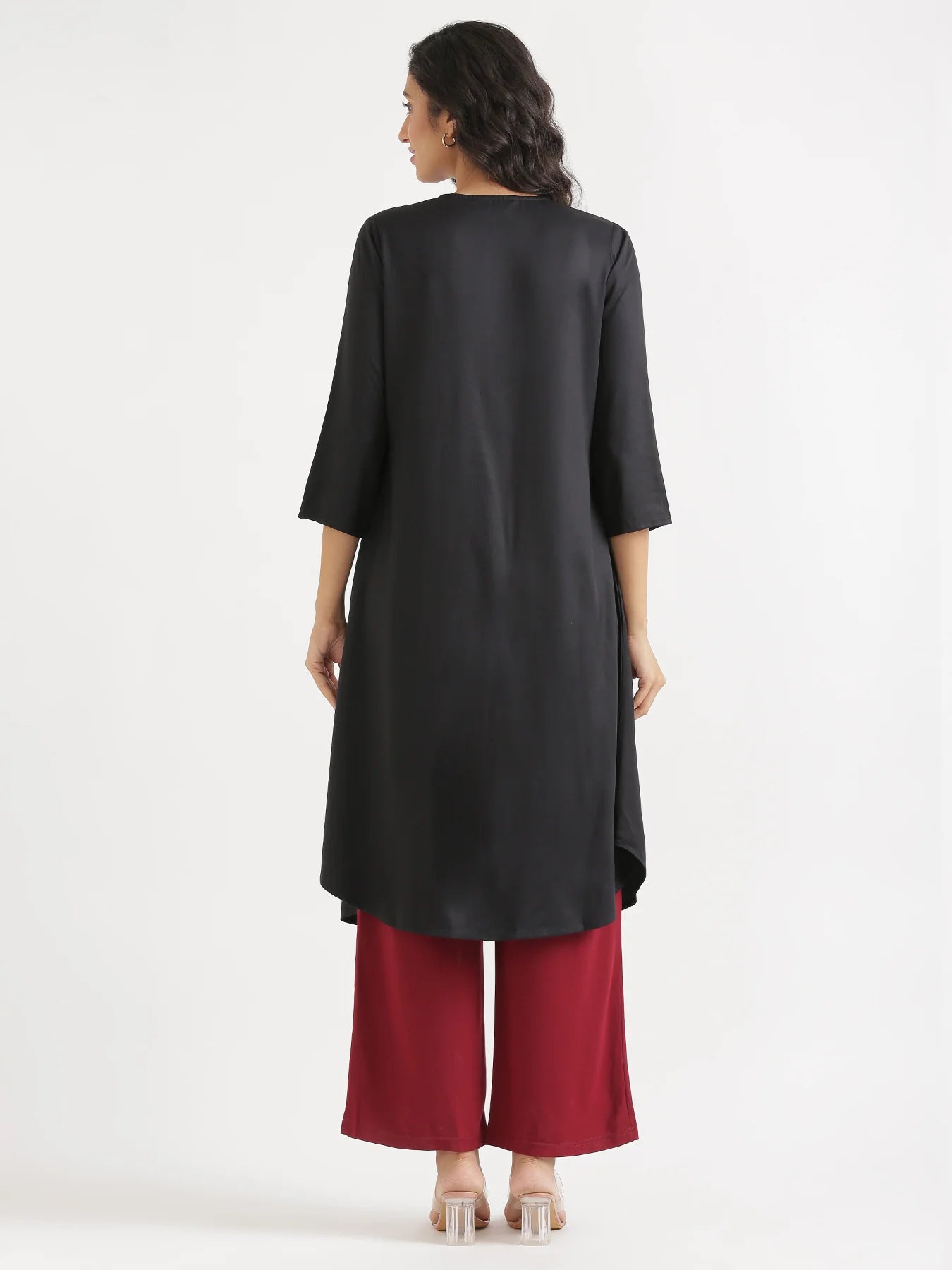 Women Black Flowy Pleated Kurta