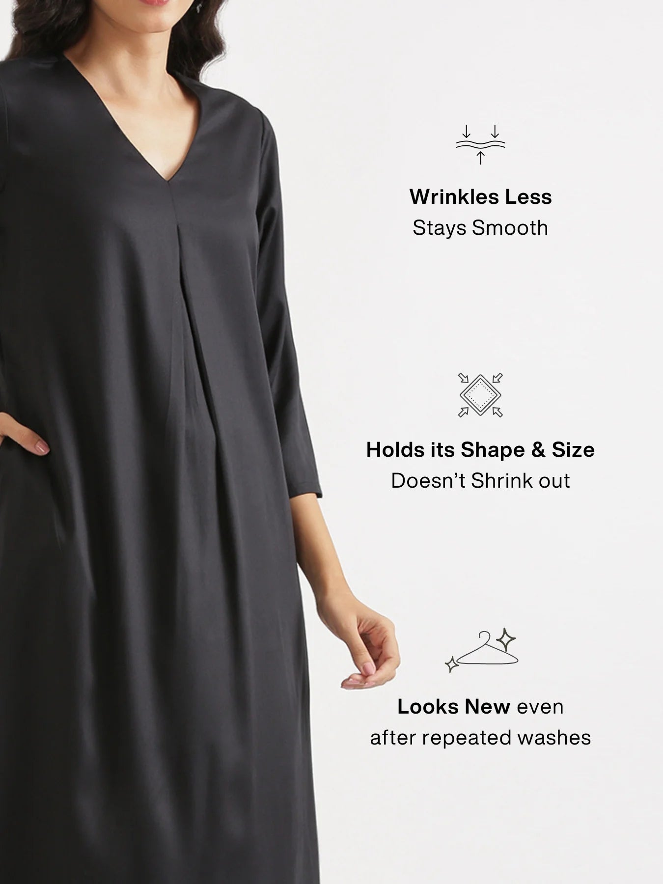 Women Black Flowy Pleated Kurta