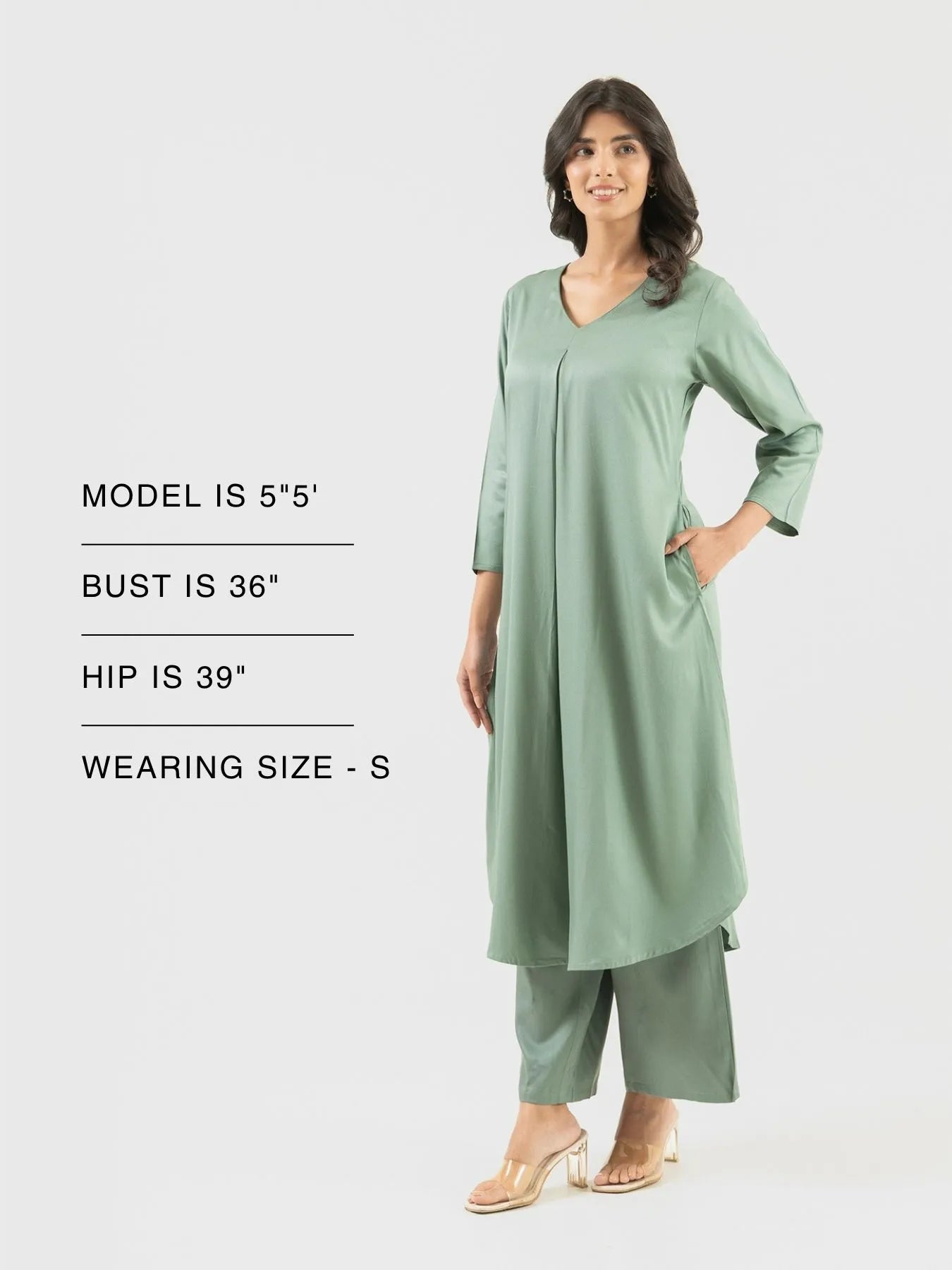 Women Jade Flowy Pleated Kurta
