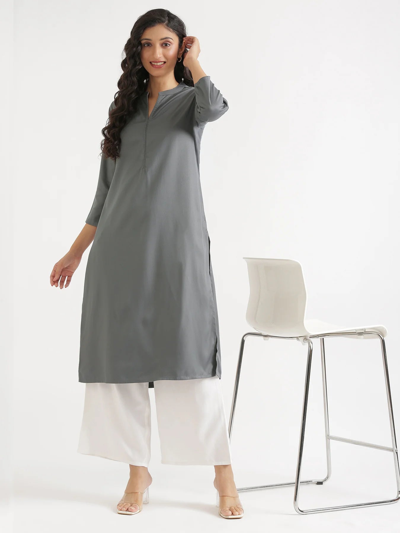 Women Grey Flowy Straight Long Kurta