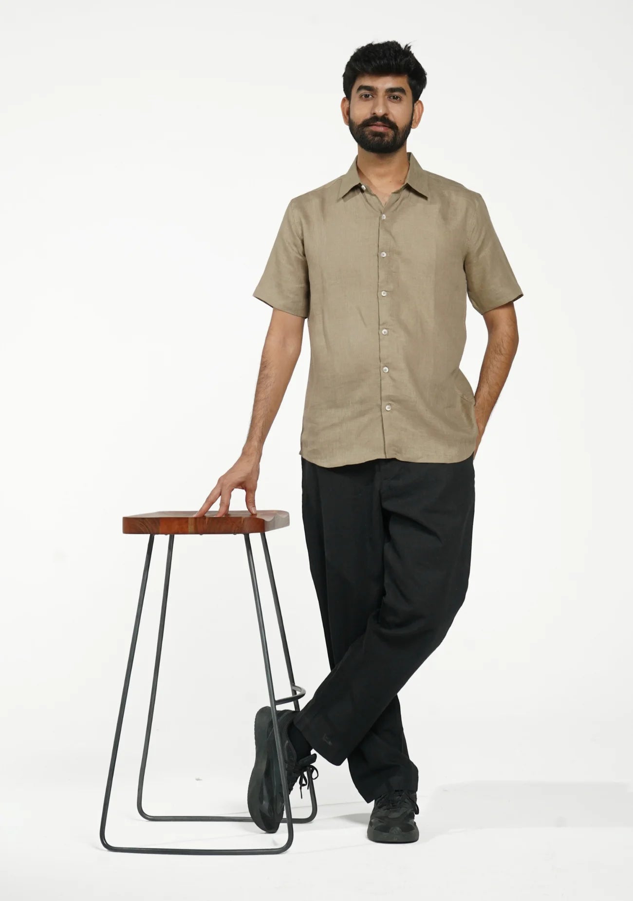 Men Khakhi Pure Linen Short Sleeve Shirt