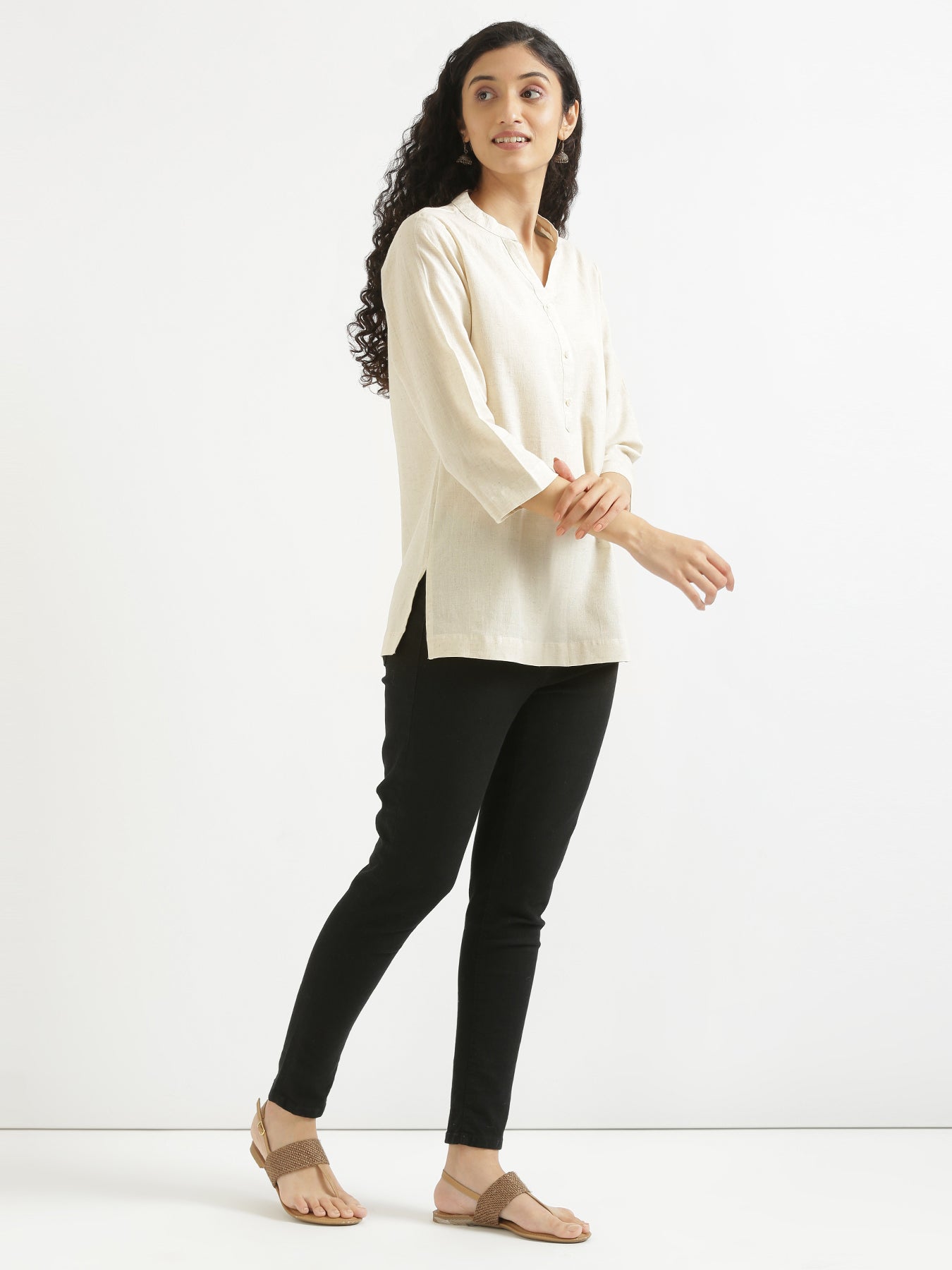 Women Ecru & Maroon Short Kurta