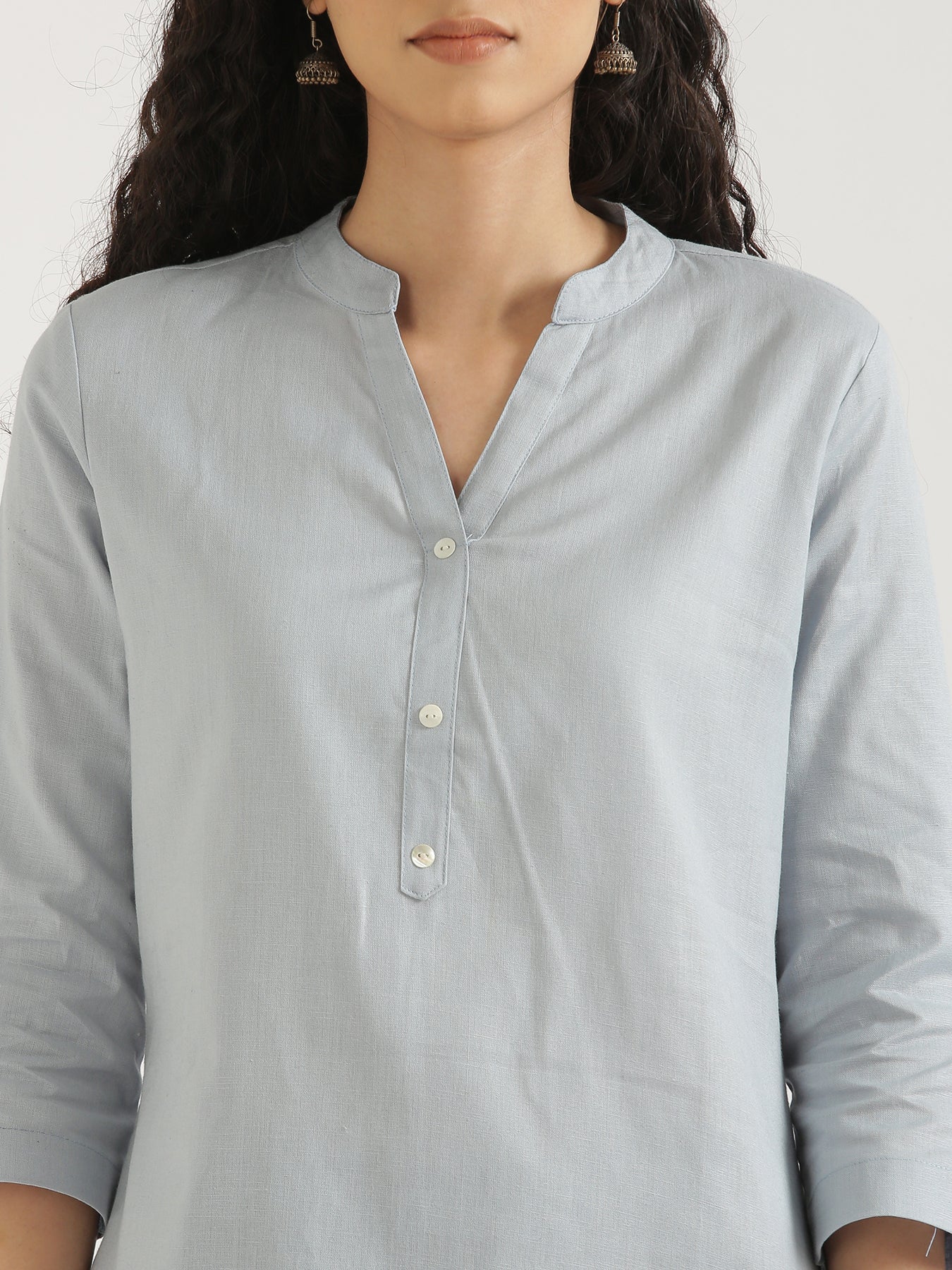 Women Sky Blue Airy Linen Short Kurta & Peacock Blue Cotton Pant Set