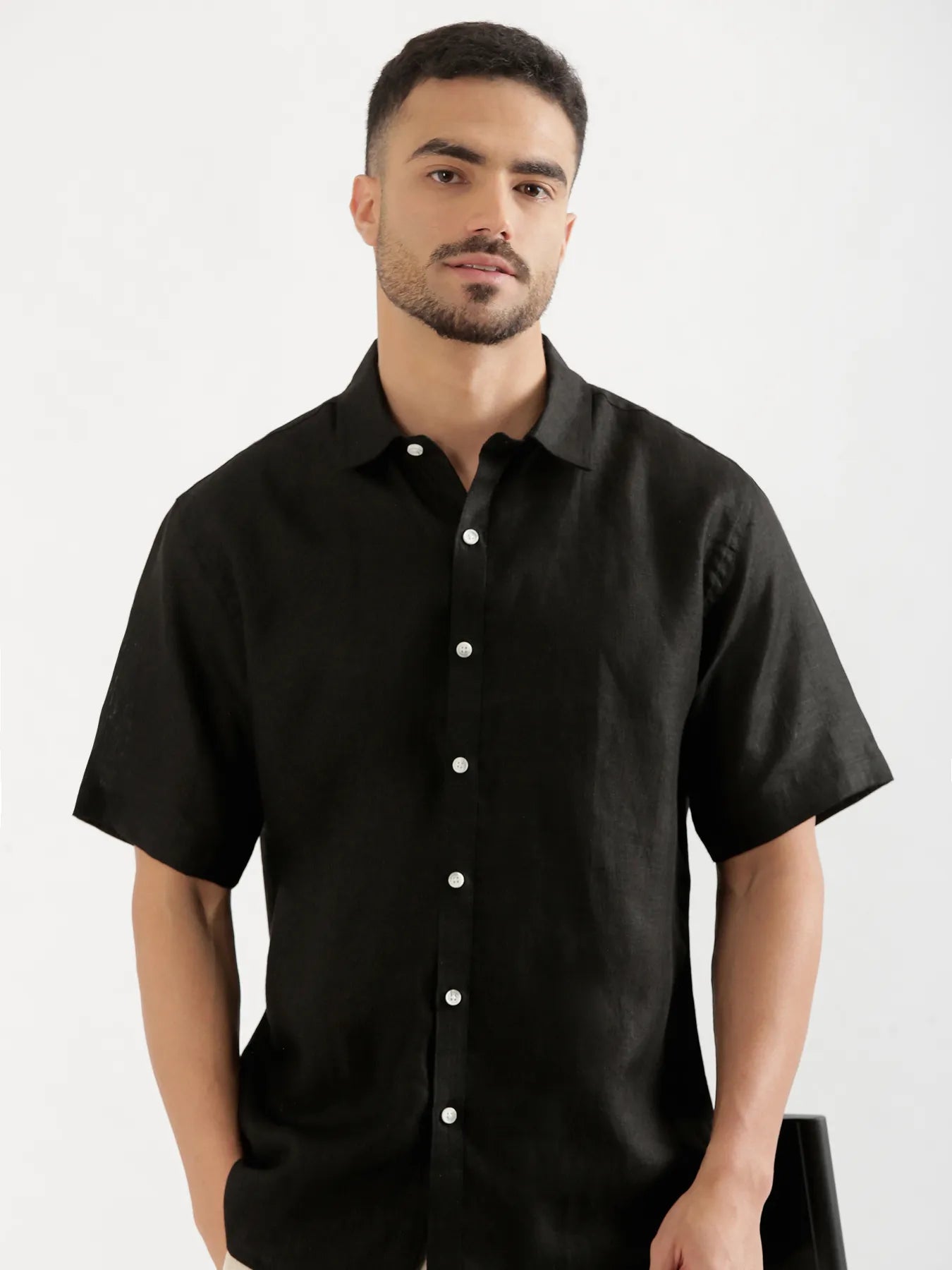 Men Black 100% Linen Half Sleeve Shirt