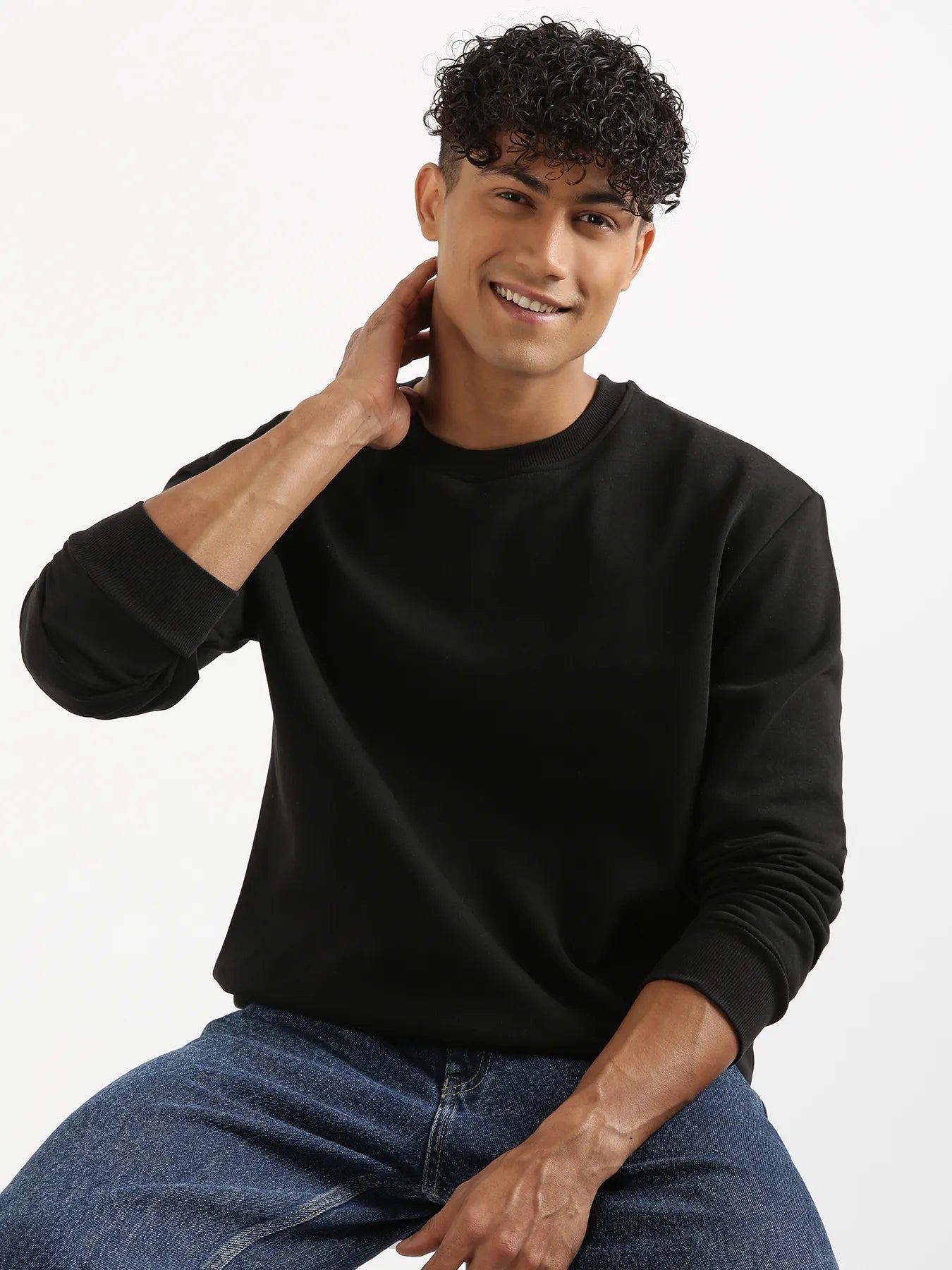 Unisex Black Round Neck Sweatshirt