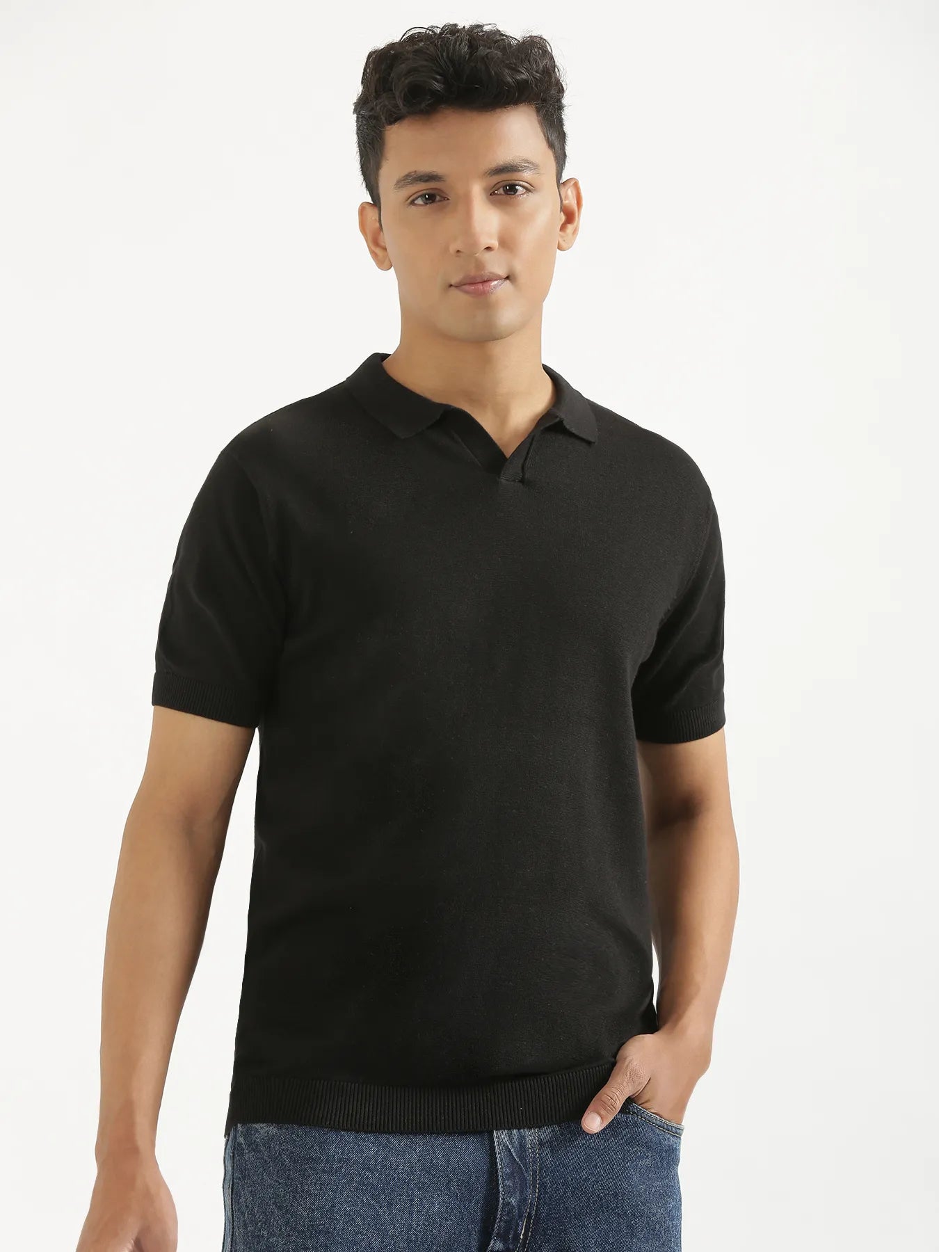 Men Black Flat Knit Collared T-shirt