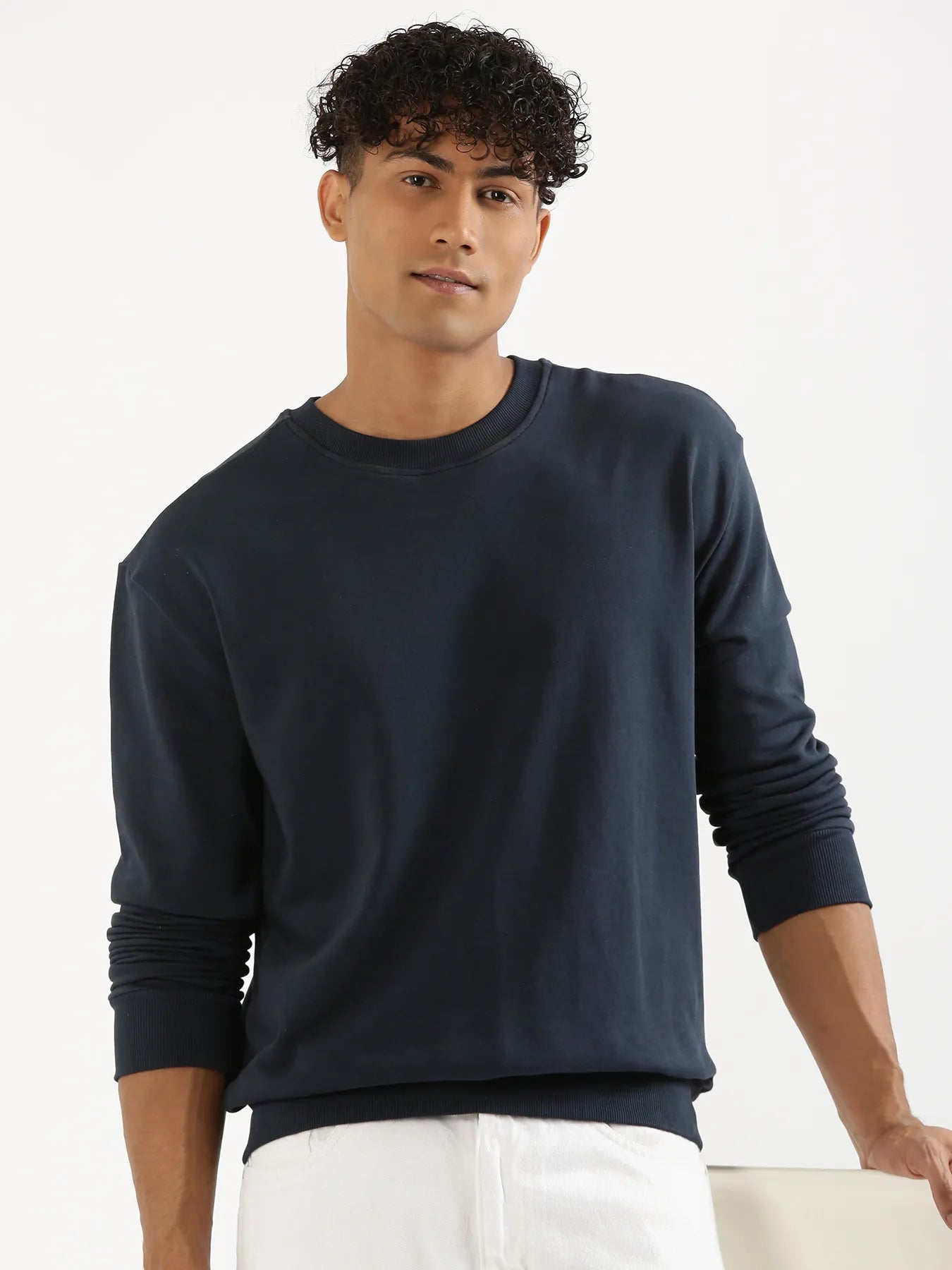 Unisex Navy Blue Round Neck Sweatshirt