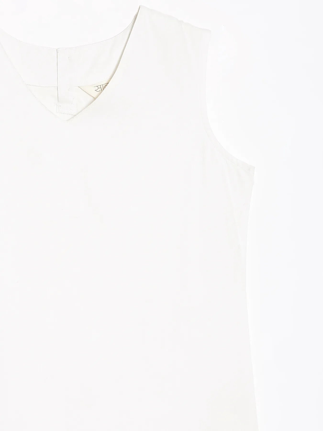 Women White V-Neck Sleeveless Top