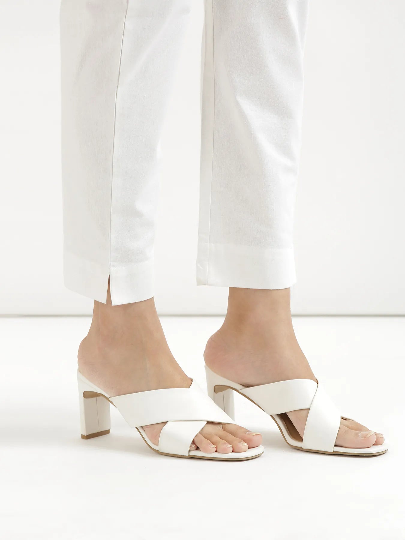 Women White Cotton Pant