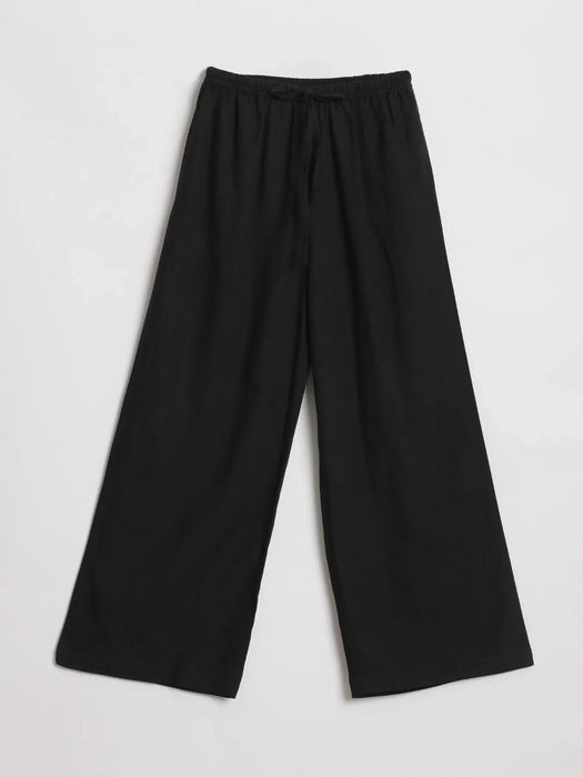 Women Black Flowy Linen Pant Set