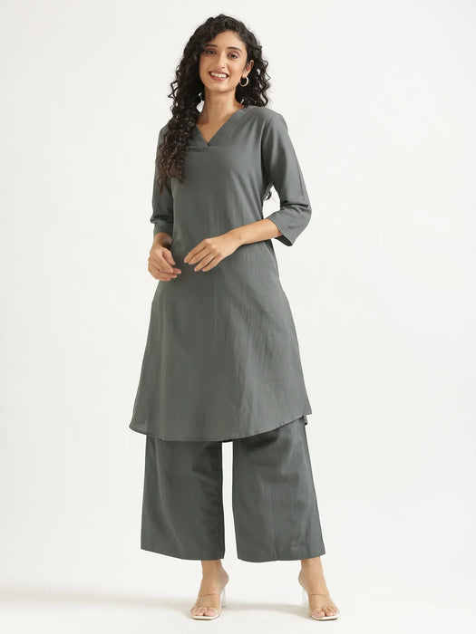 Women German Grey Flowy Linen Kurta Set