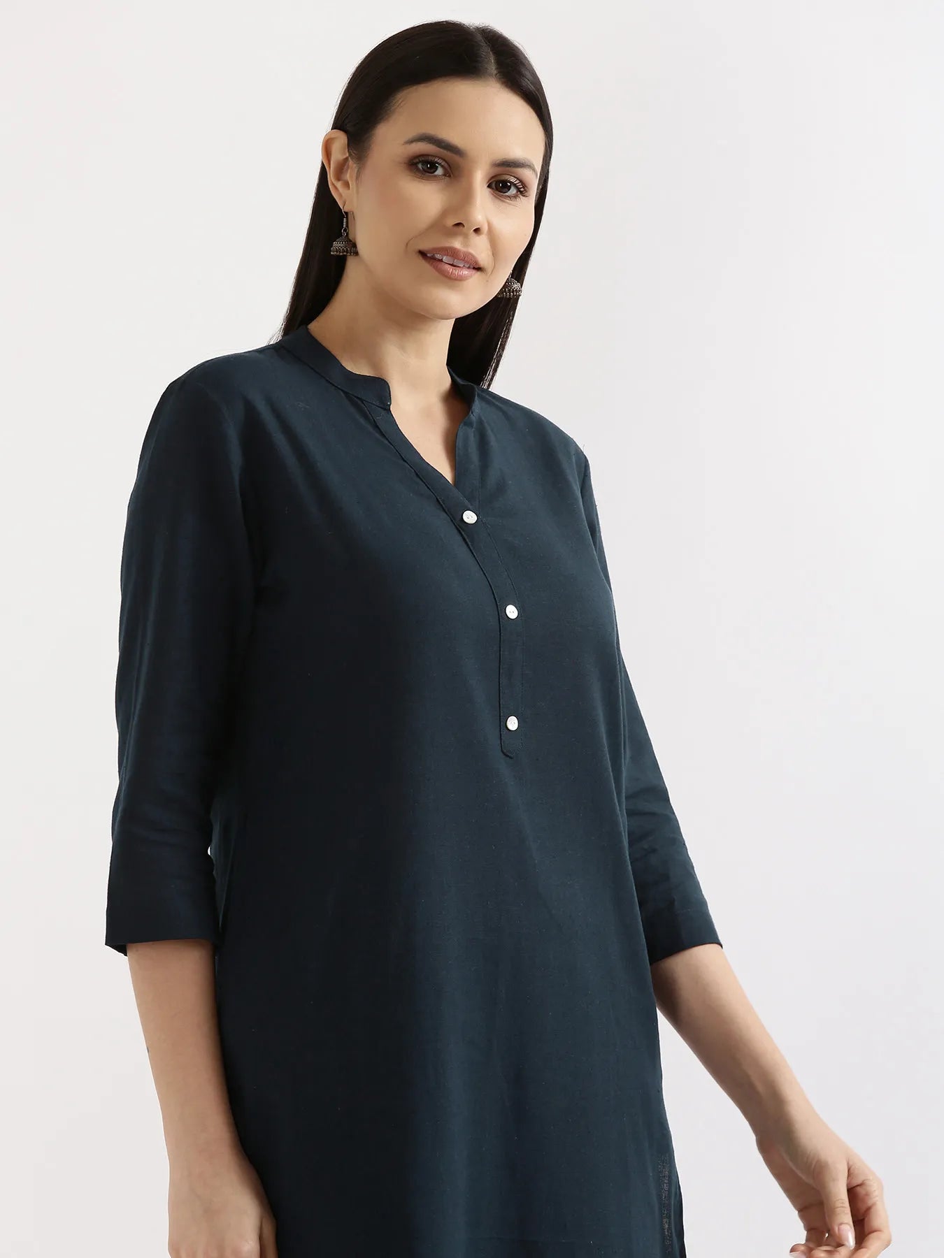 Women Navy Blue Airy Linen Long Kurta