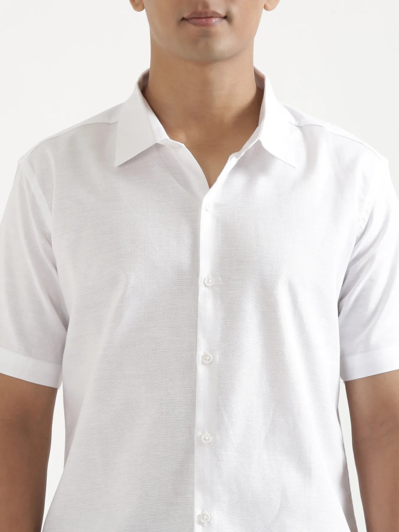 Men White Linen Blend Short Sleeve Shirt