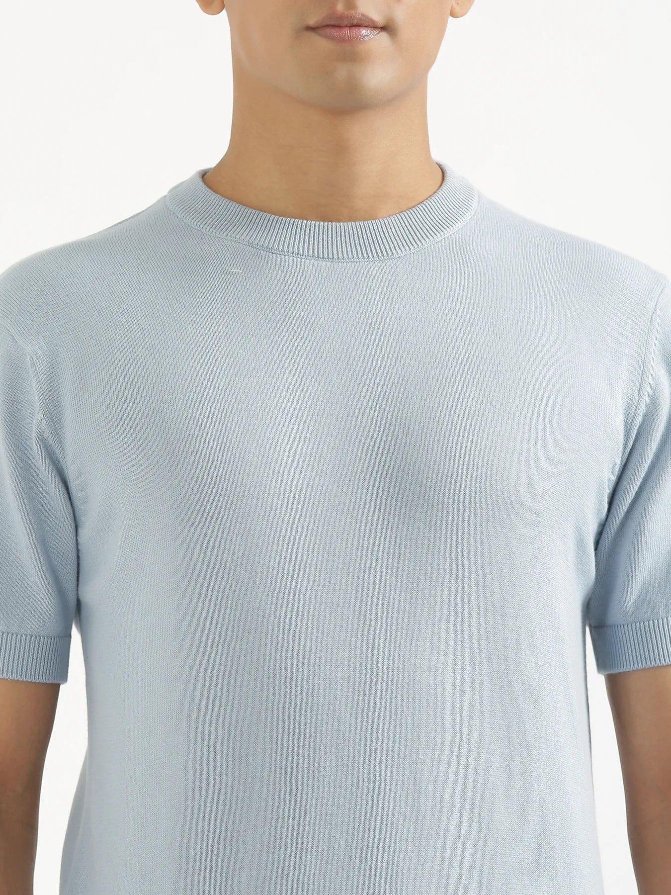 Men Light Blue Flat Knit Round Neck T-shirt