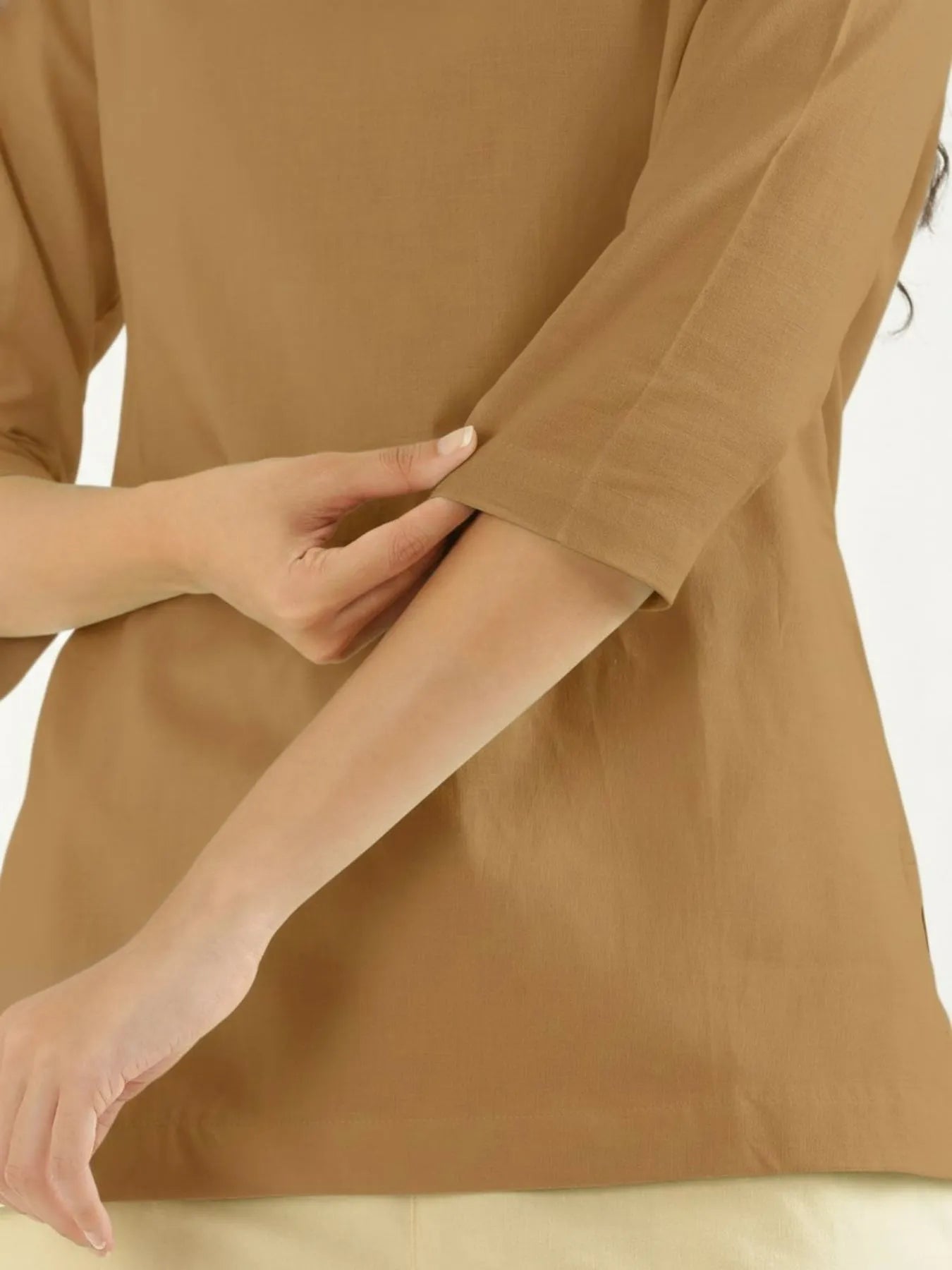 Women Coffee Brown Airy Linen Split Neck Short Kurta