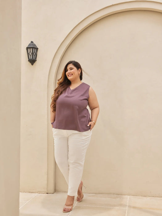Women Plus Size Brinjal V-Neck Sleeveless Top
