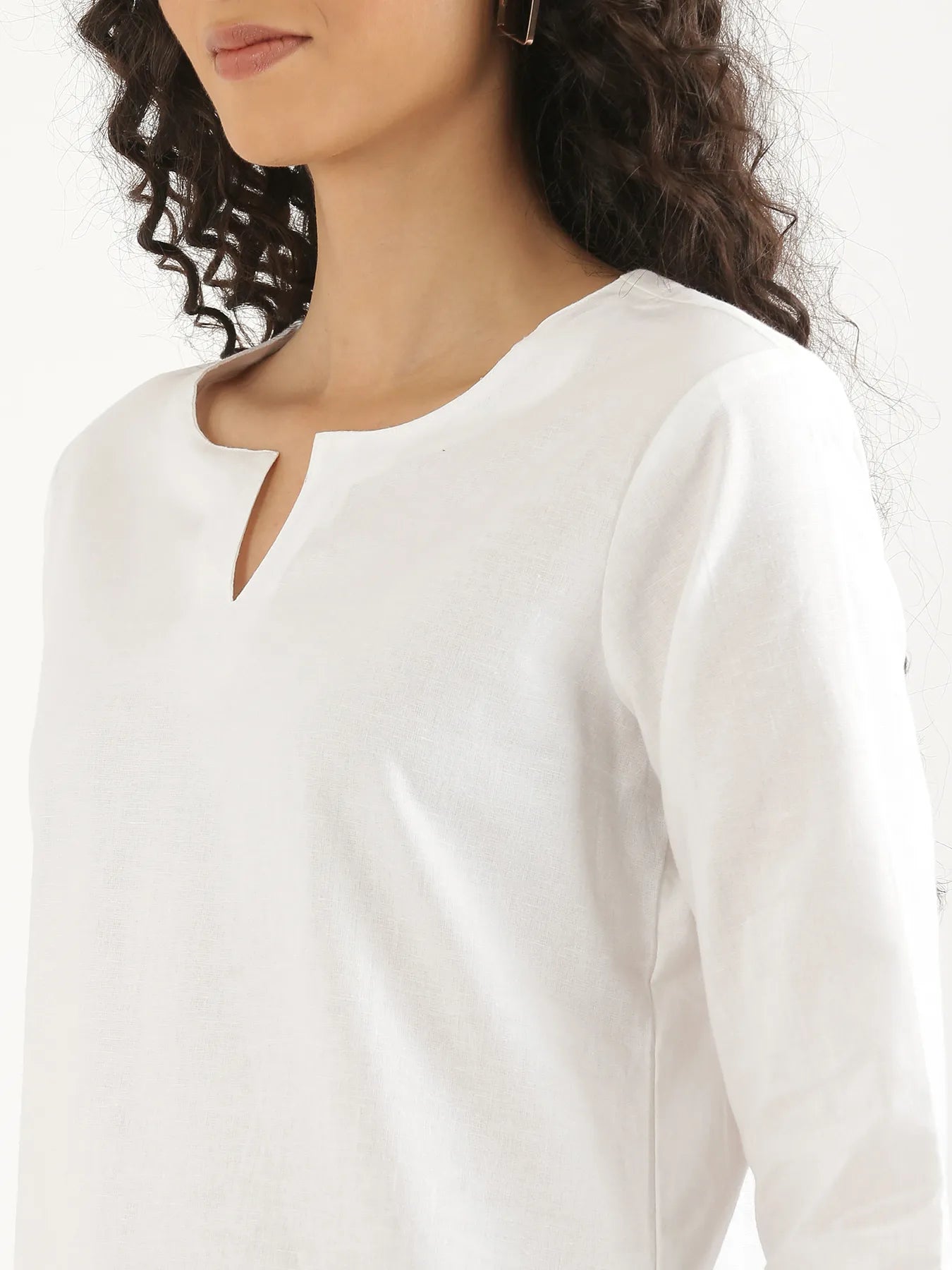 Women White Airy Linen Split Neck Short Kurta